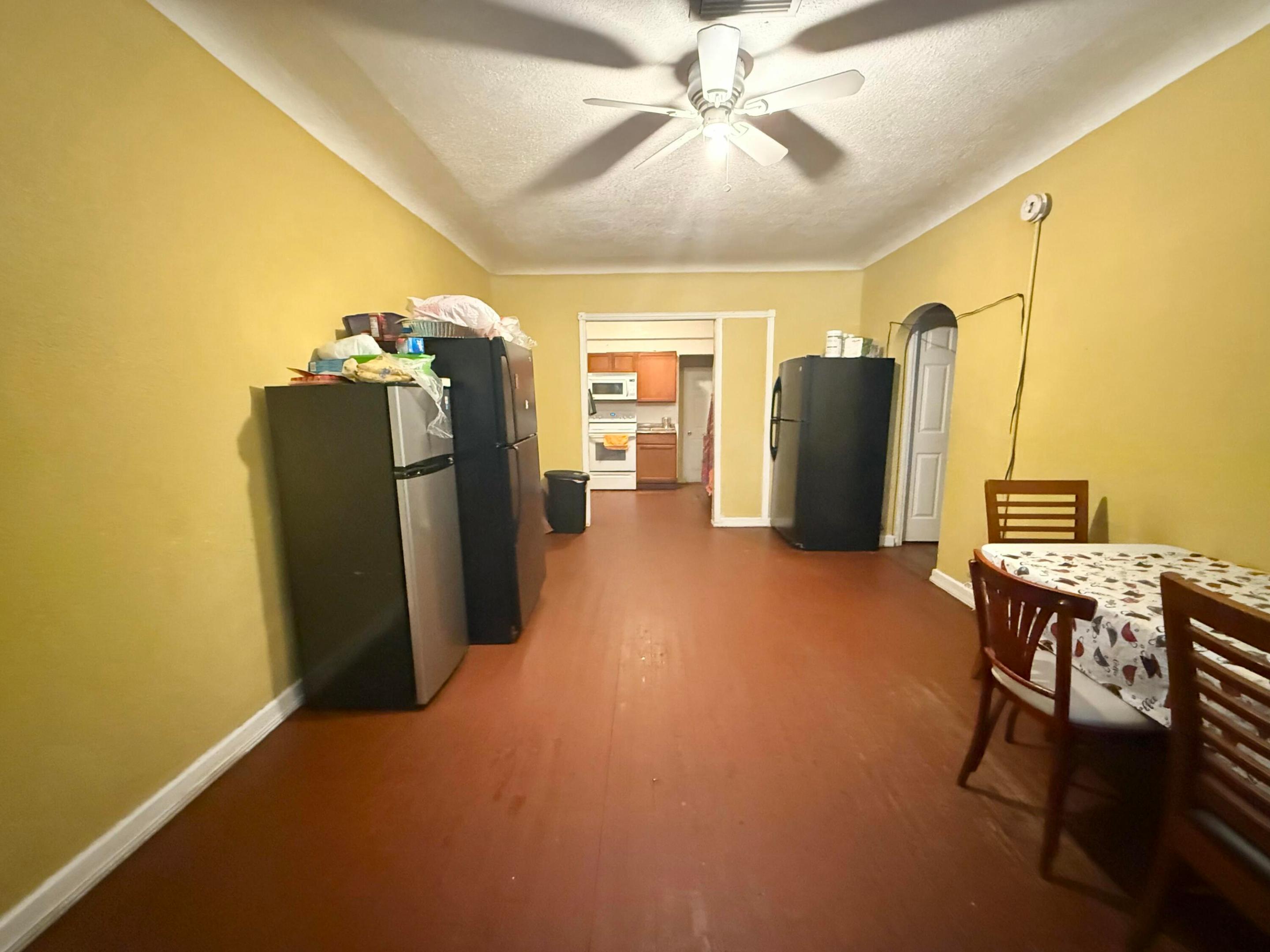 3608 Broadway Avenue Property Photo 13