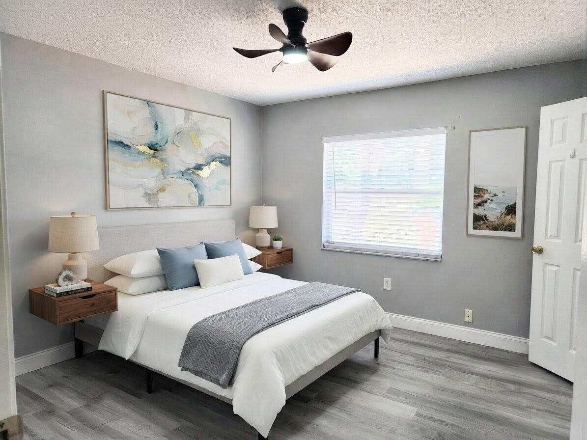 2015 Oleander Boulevard D Property Photo 6