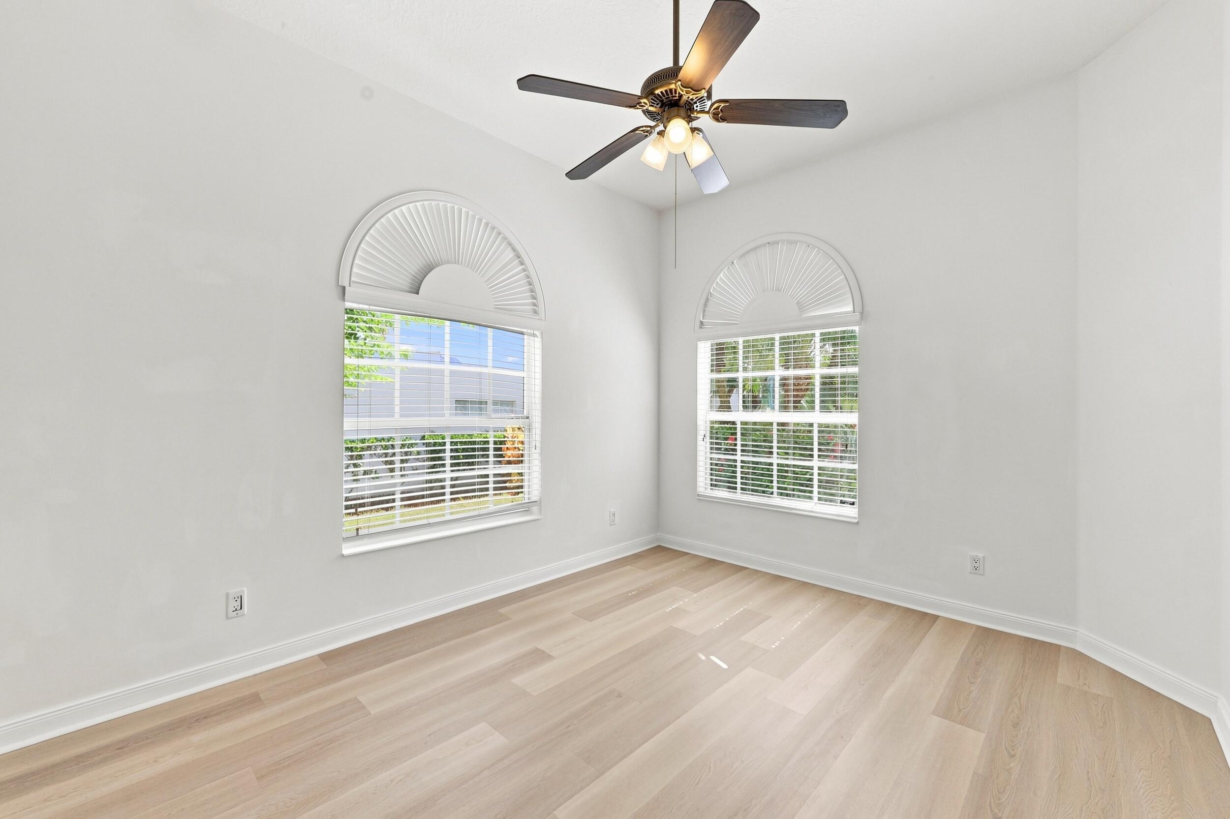 12409 Sw Keating Drive Property Photo 10