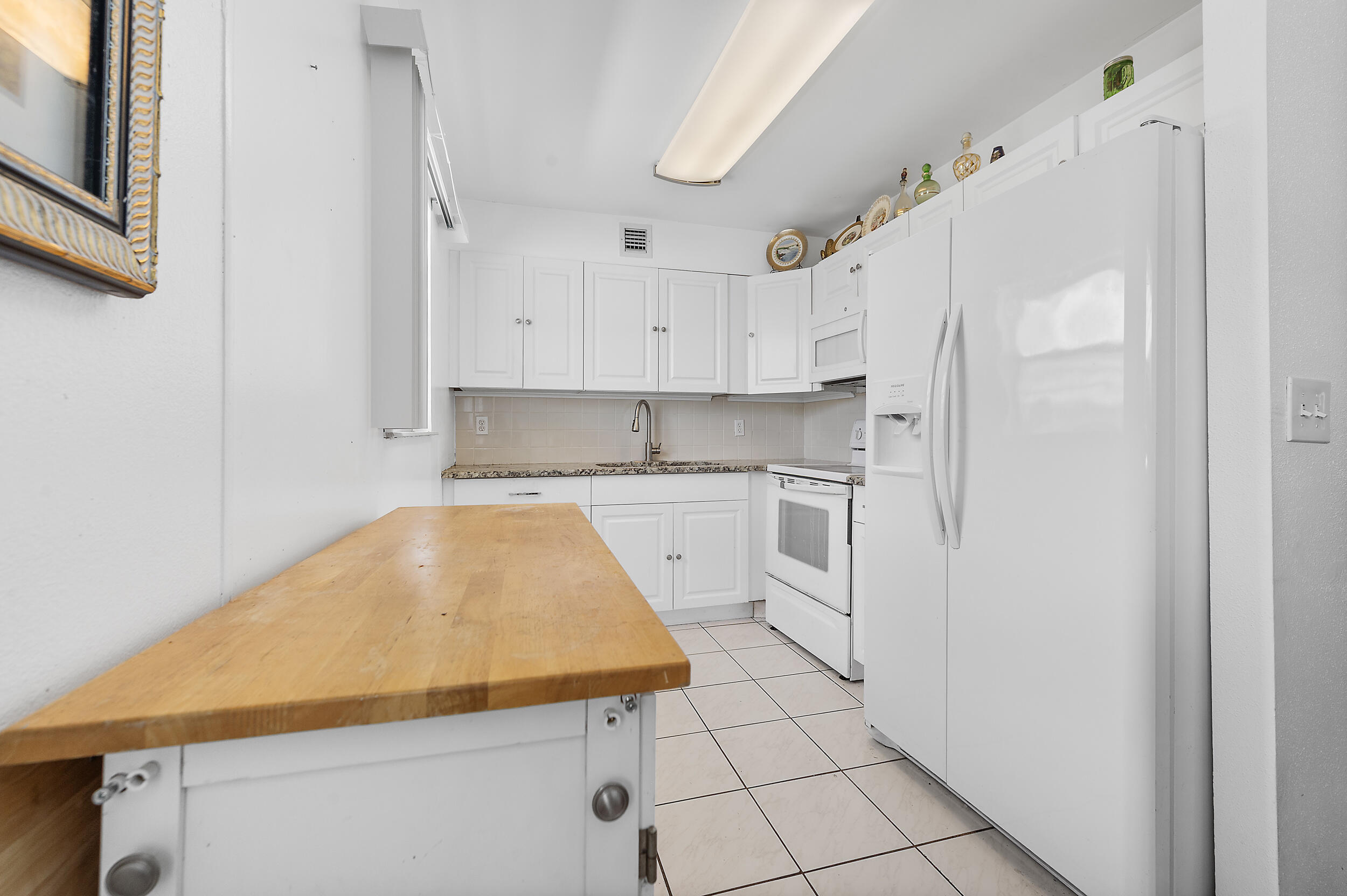 477 Monaco J Property Photo 6