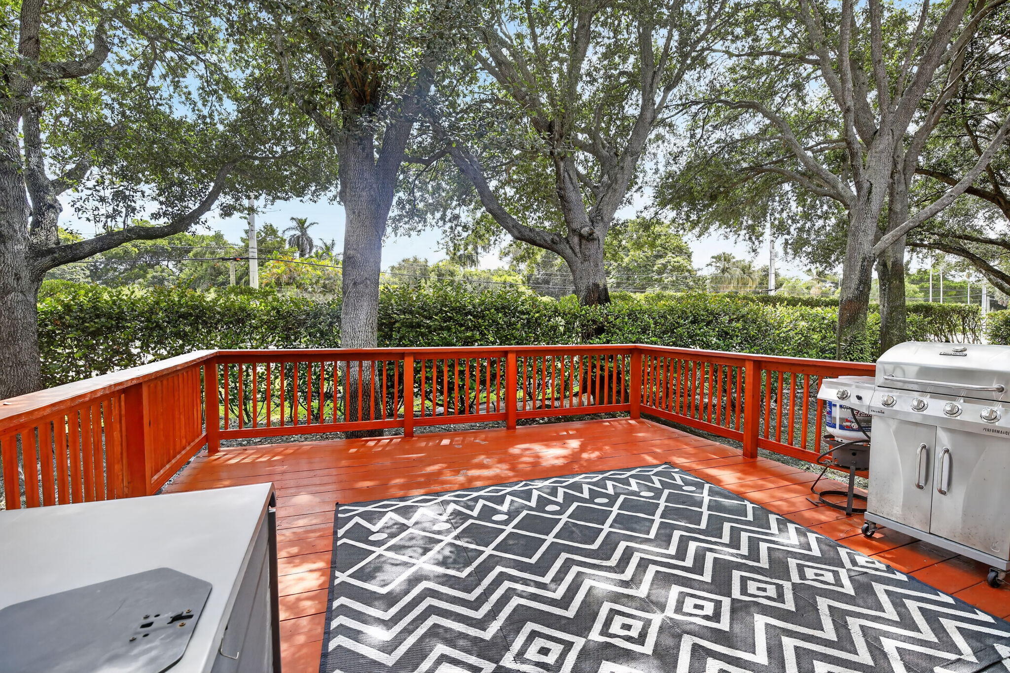 4950 Palm Garden Lane Property Photo 14