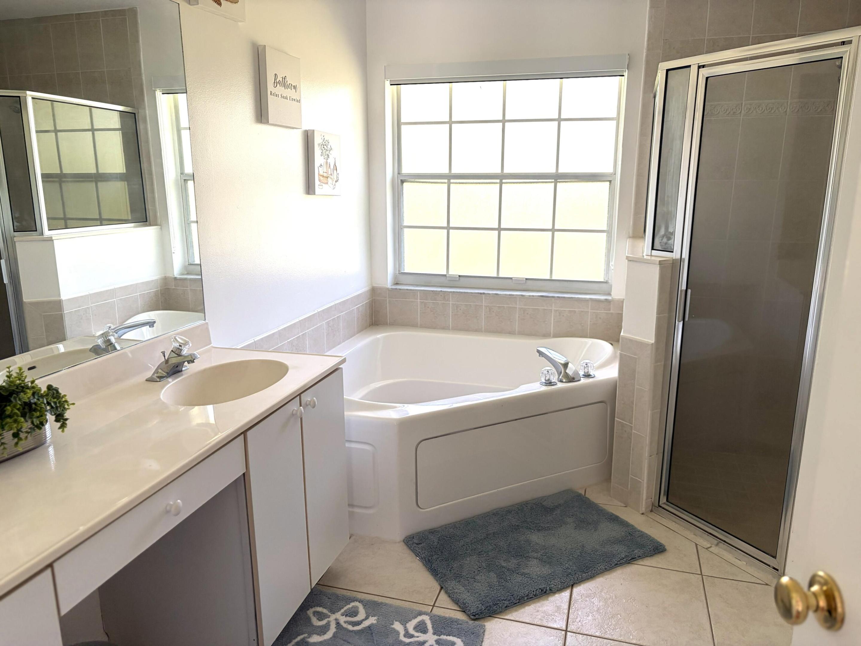 7611 140th Avenue N Property Photo 8