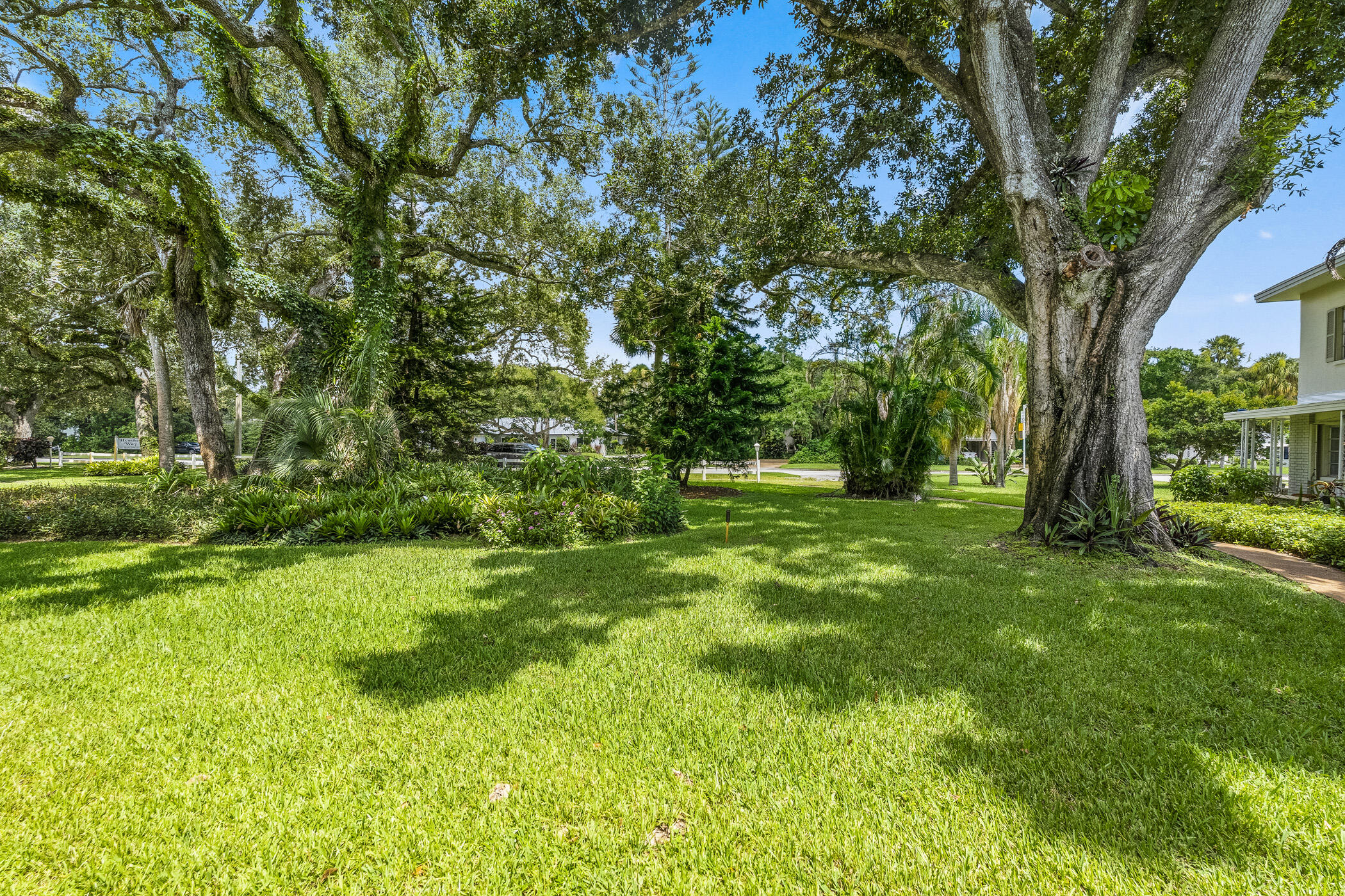 677 Royal Palm Boulevard 7 Property Photo 27