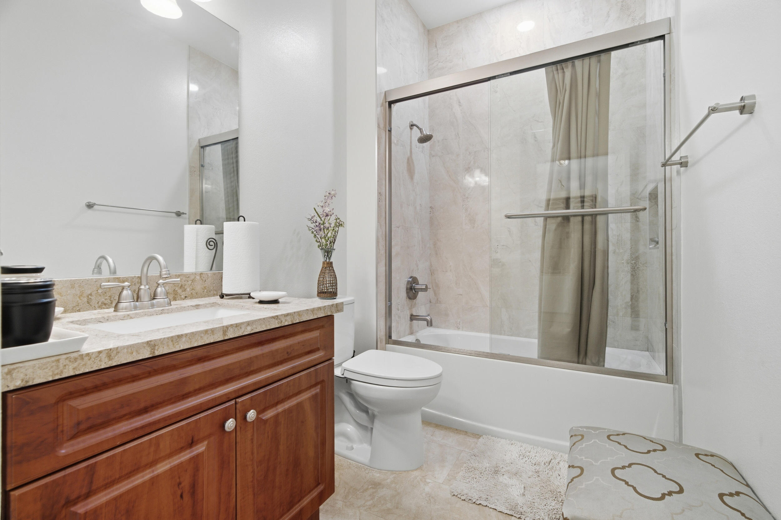 4801 Nw 20th Place Property Photo 3