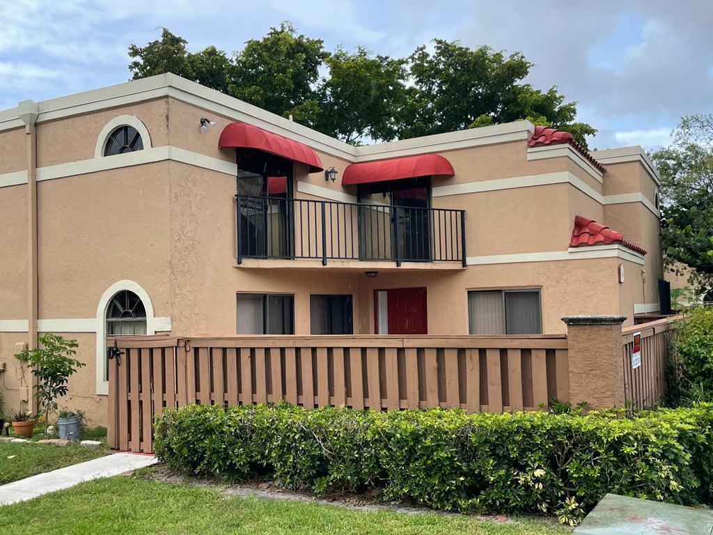 8243 Thames Boulevard D Property Photo 1