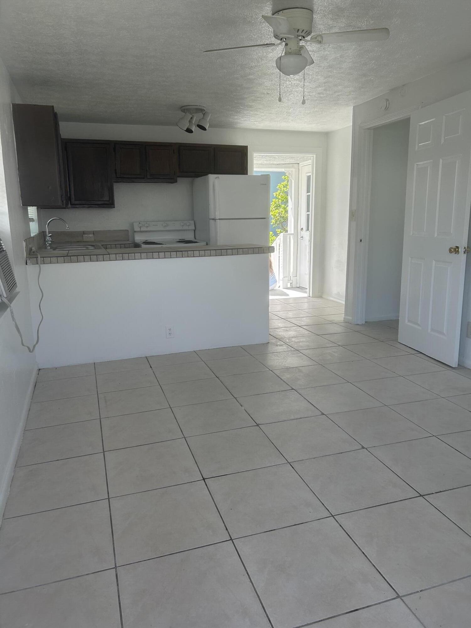 940 19th Street Property Photo 18