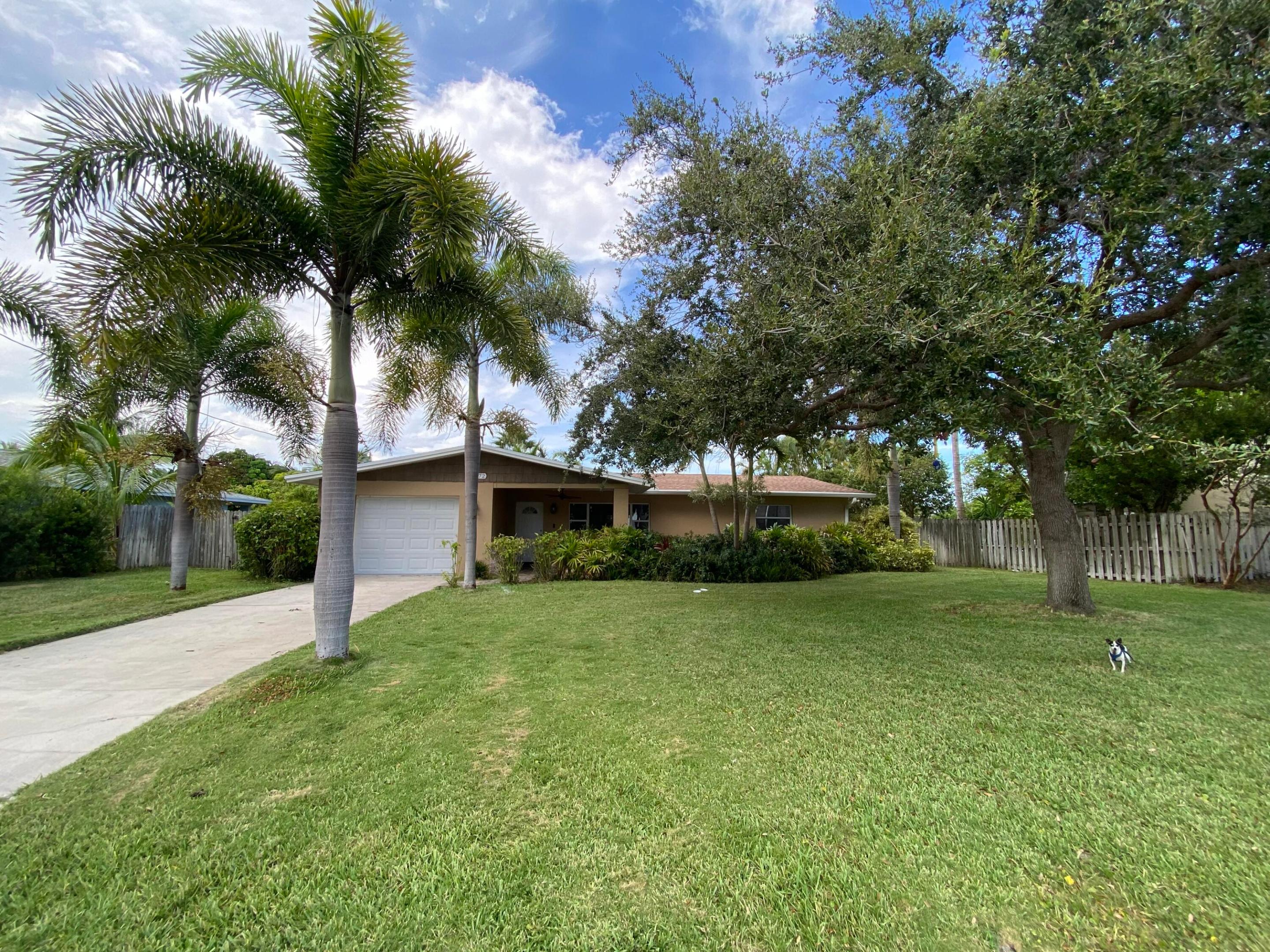 1672 Thumb Point Drive Property Photo 2