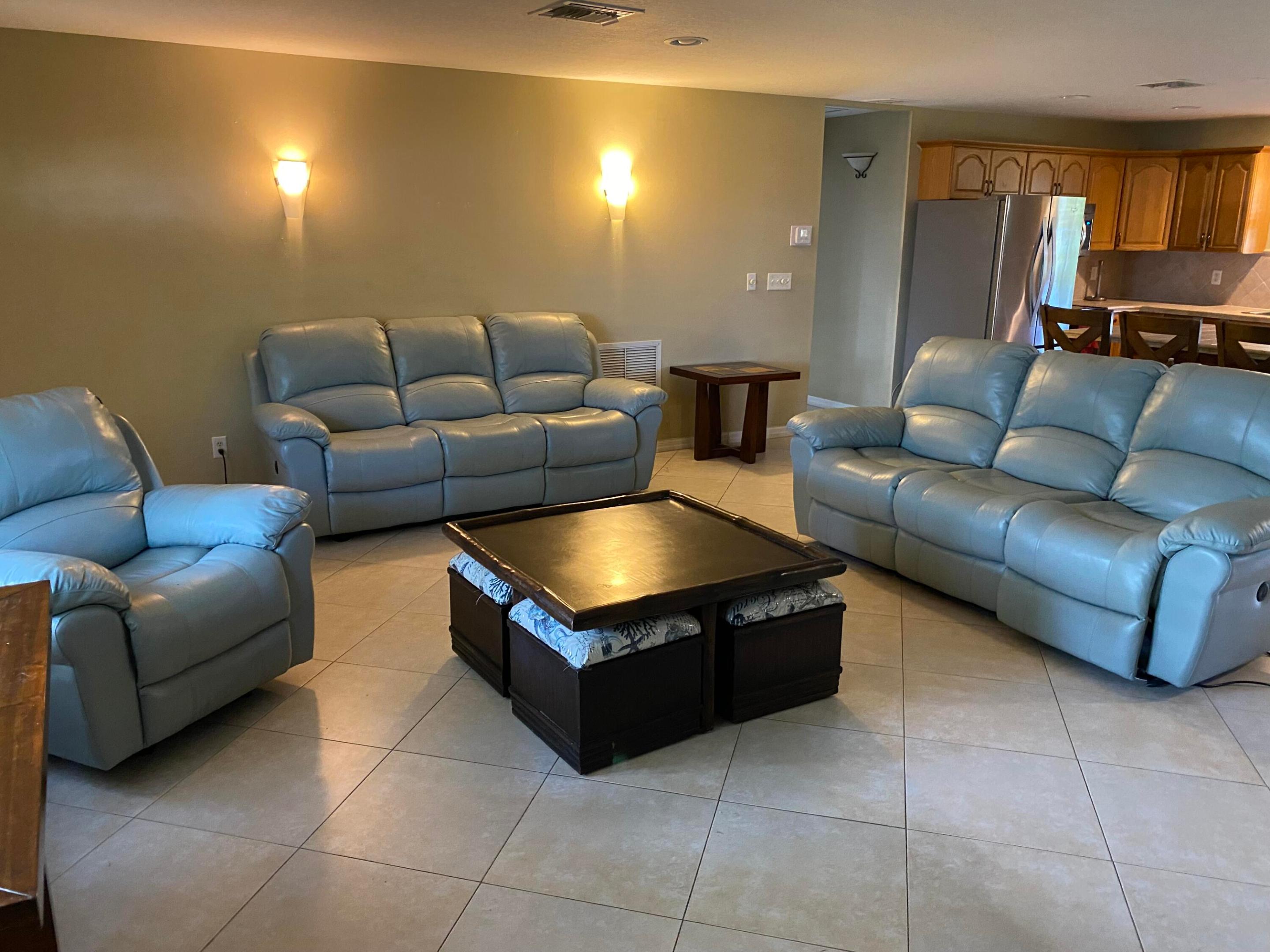 1672 Thumb Point Drive Property Photo 10