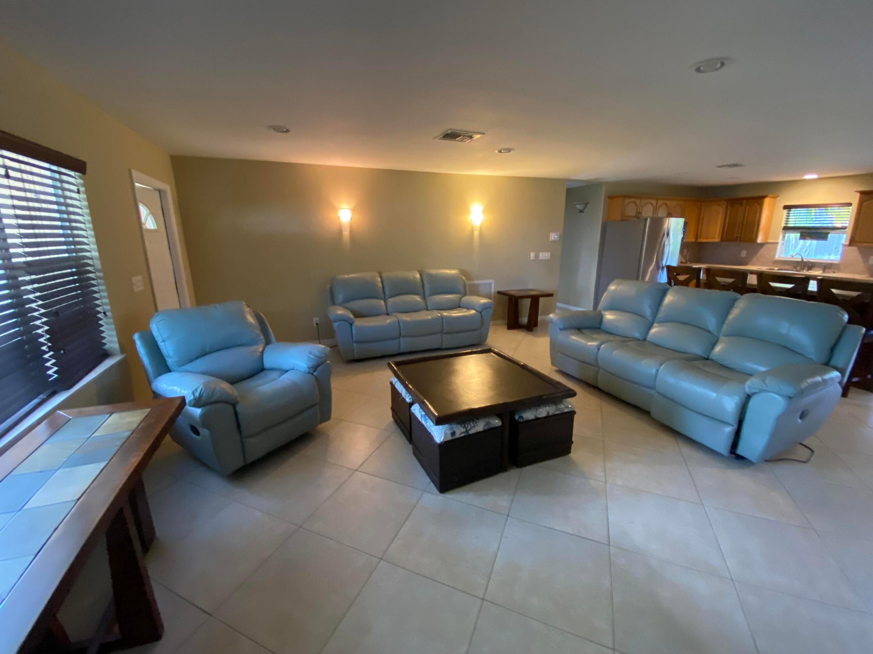 1672 Thumb Point Drive Property Photo 11