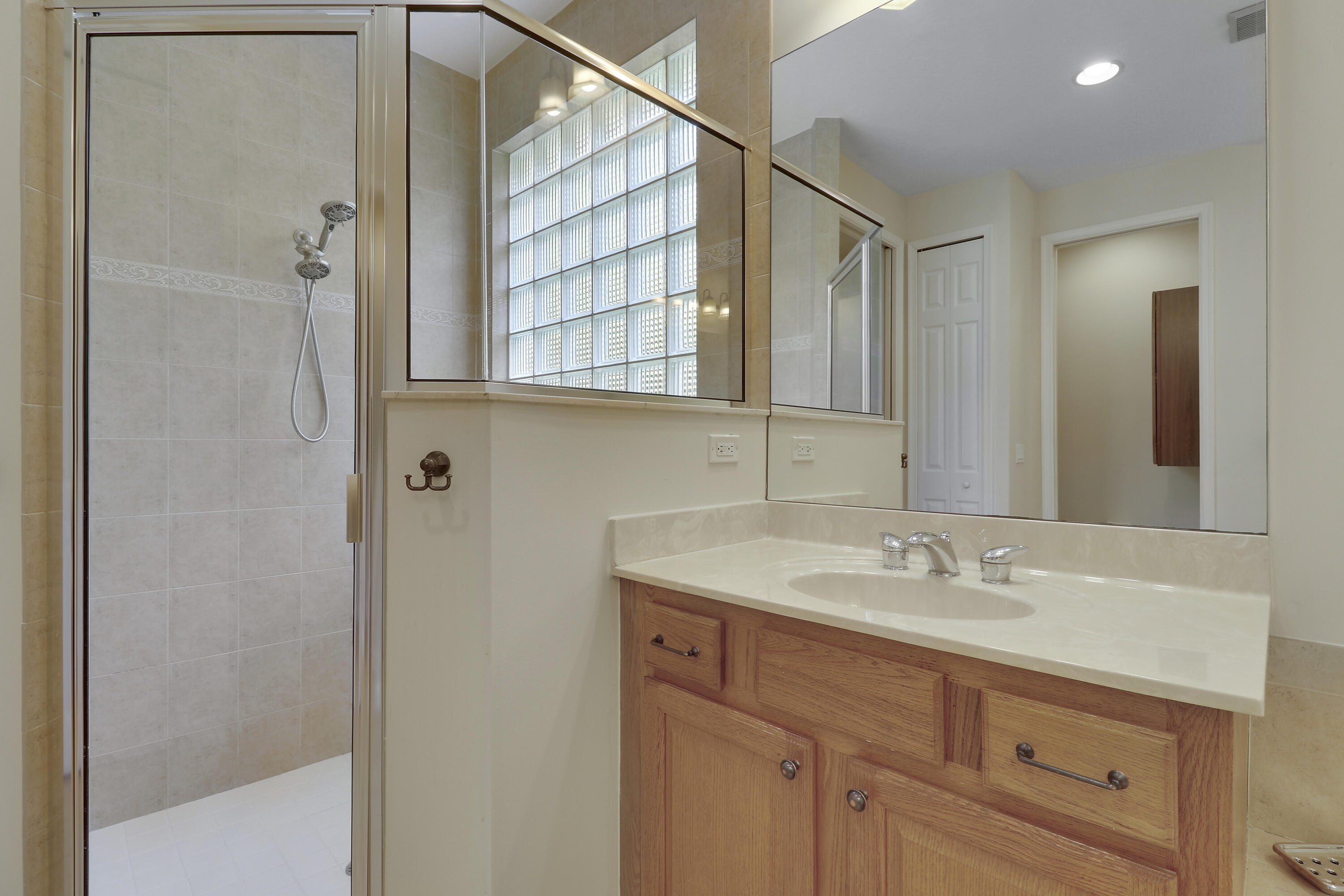8605 Tompson Point Road Property Photo 40