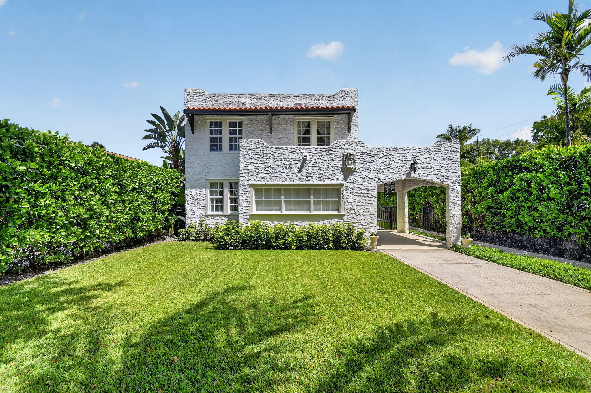 807 Ardmore Road Property Photo 4