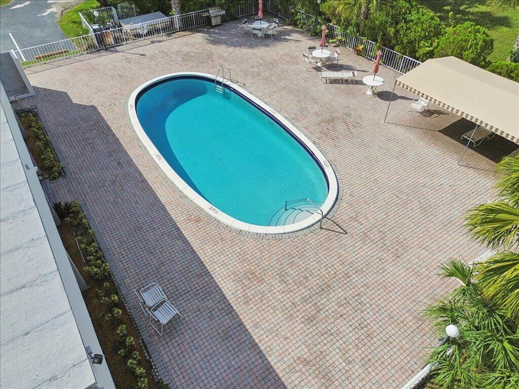8510 Sunrise Lakes Boulevard 301 Property Photo 25