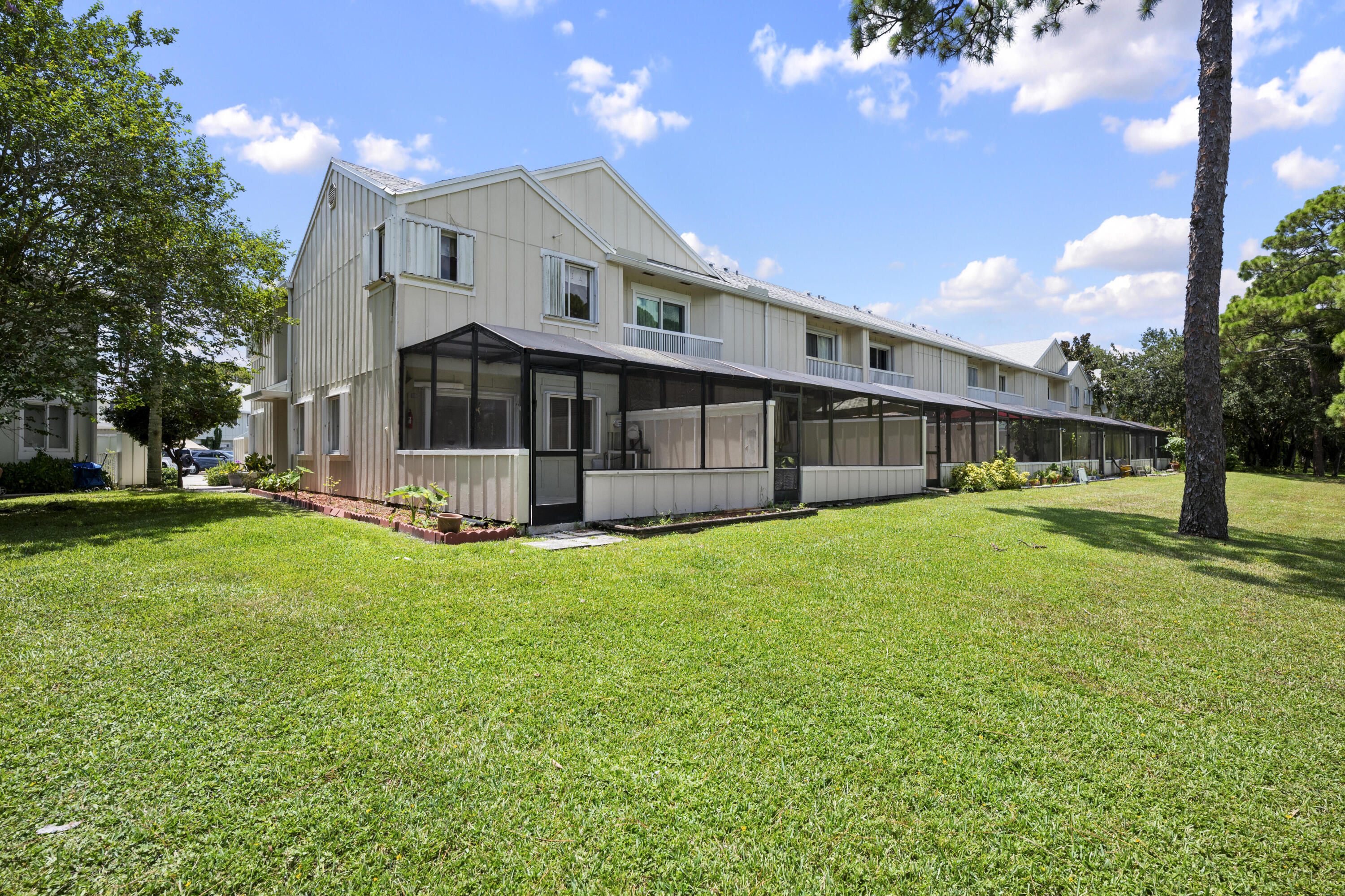 6151 Riverwalk Lane Unit 8 Property Photo 1