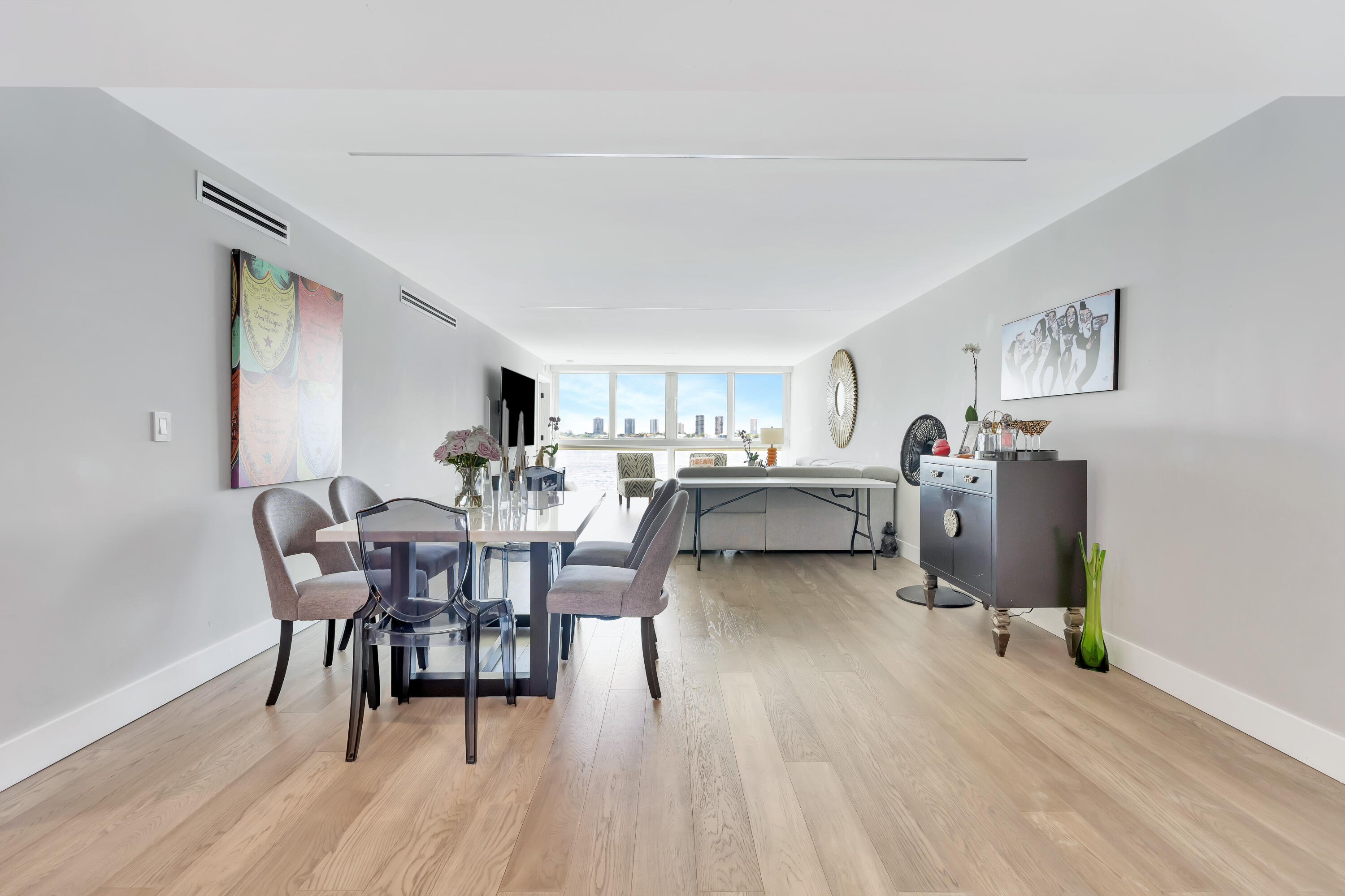 301 Lake Shore Drive 302 Property Photo 7