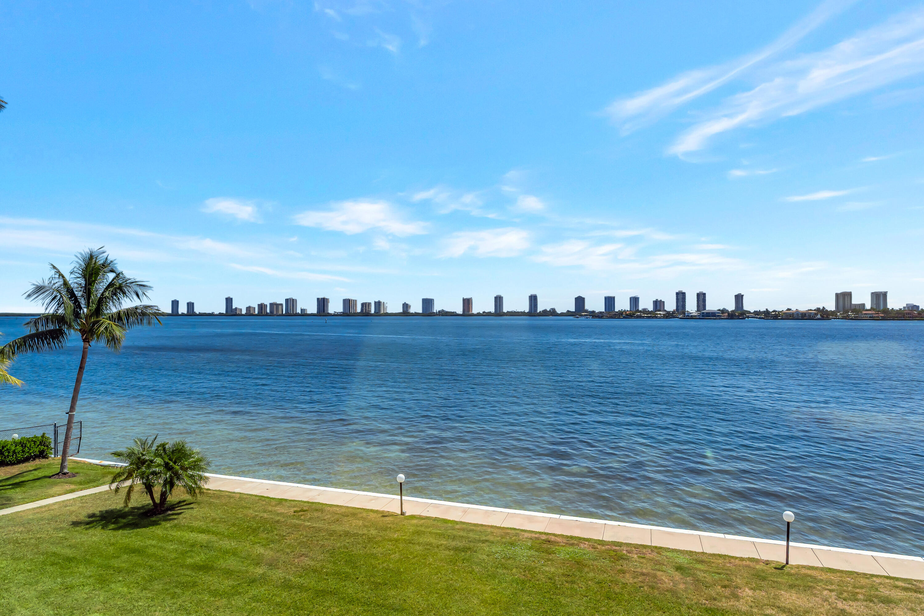 301 Lake Shore Drive 302 Property Photo 29