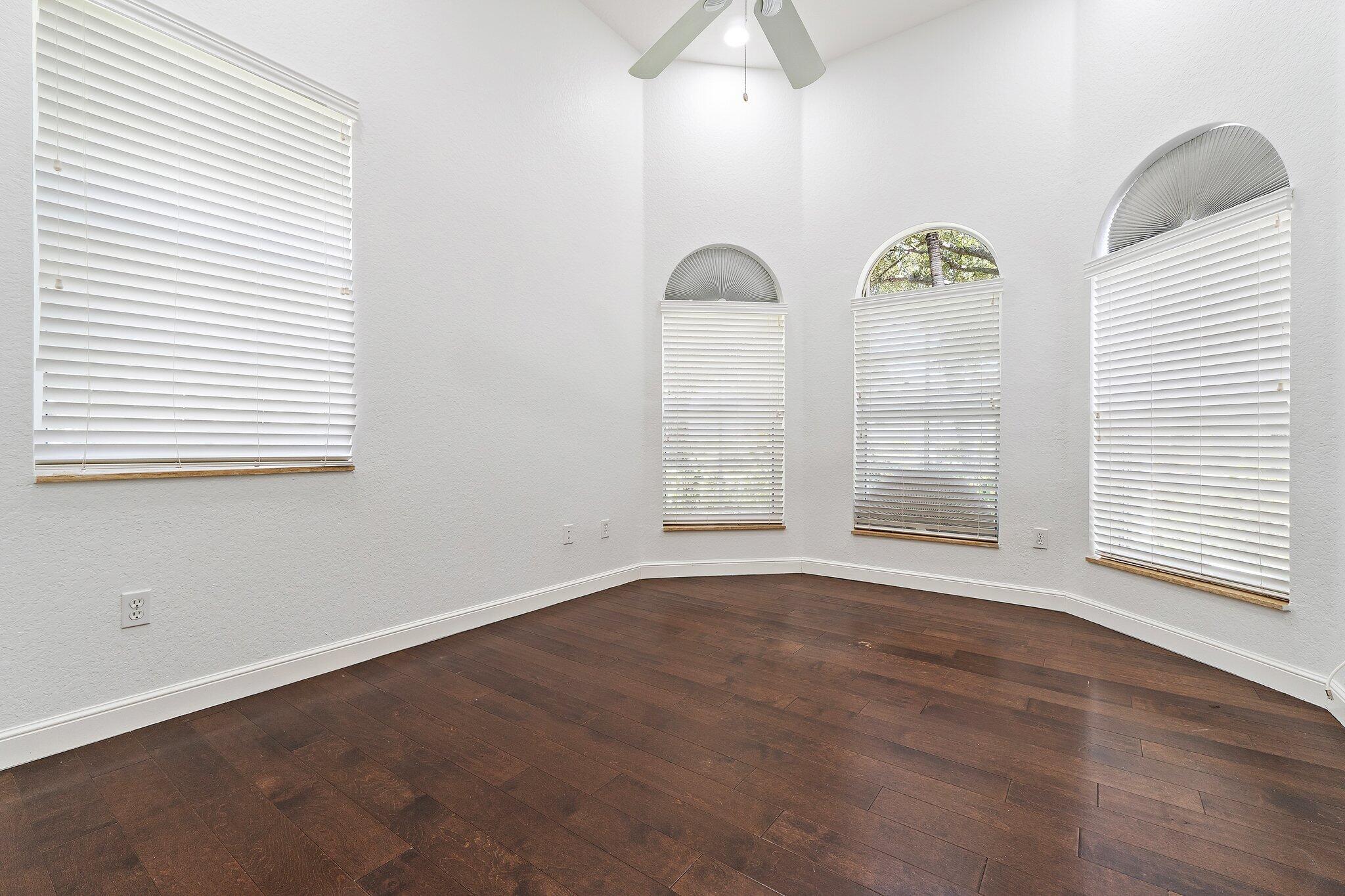 1071 Vintner Boulevard Property Photo 13