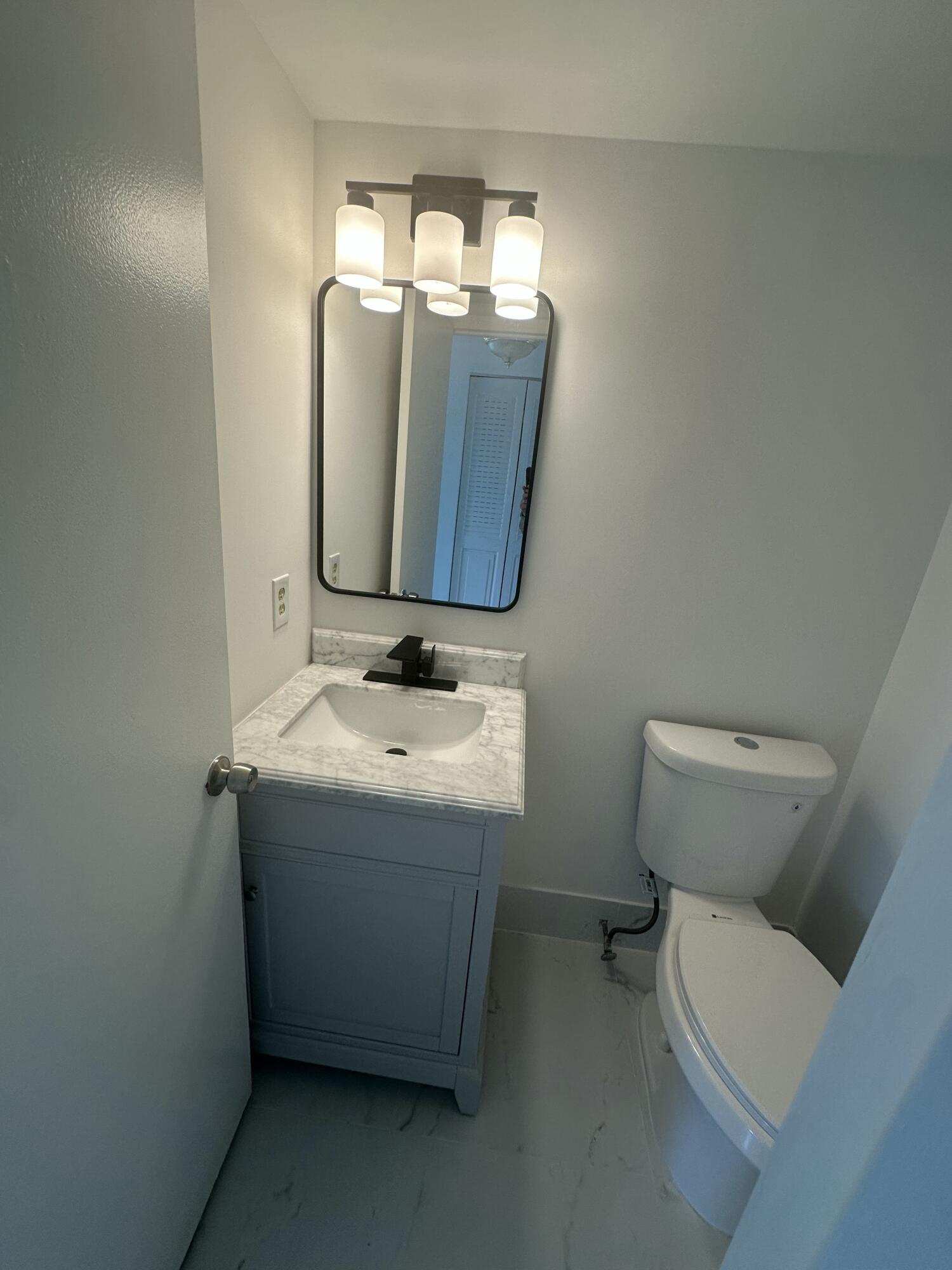 205 Mansfield Way E Property Photo 7