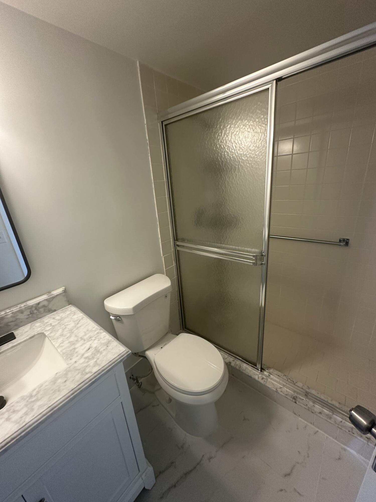 205 Mansfield Way E Property Photo 8