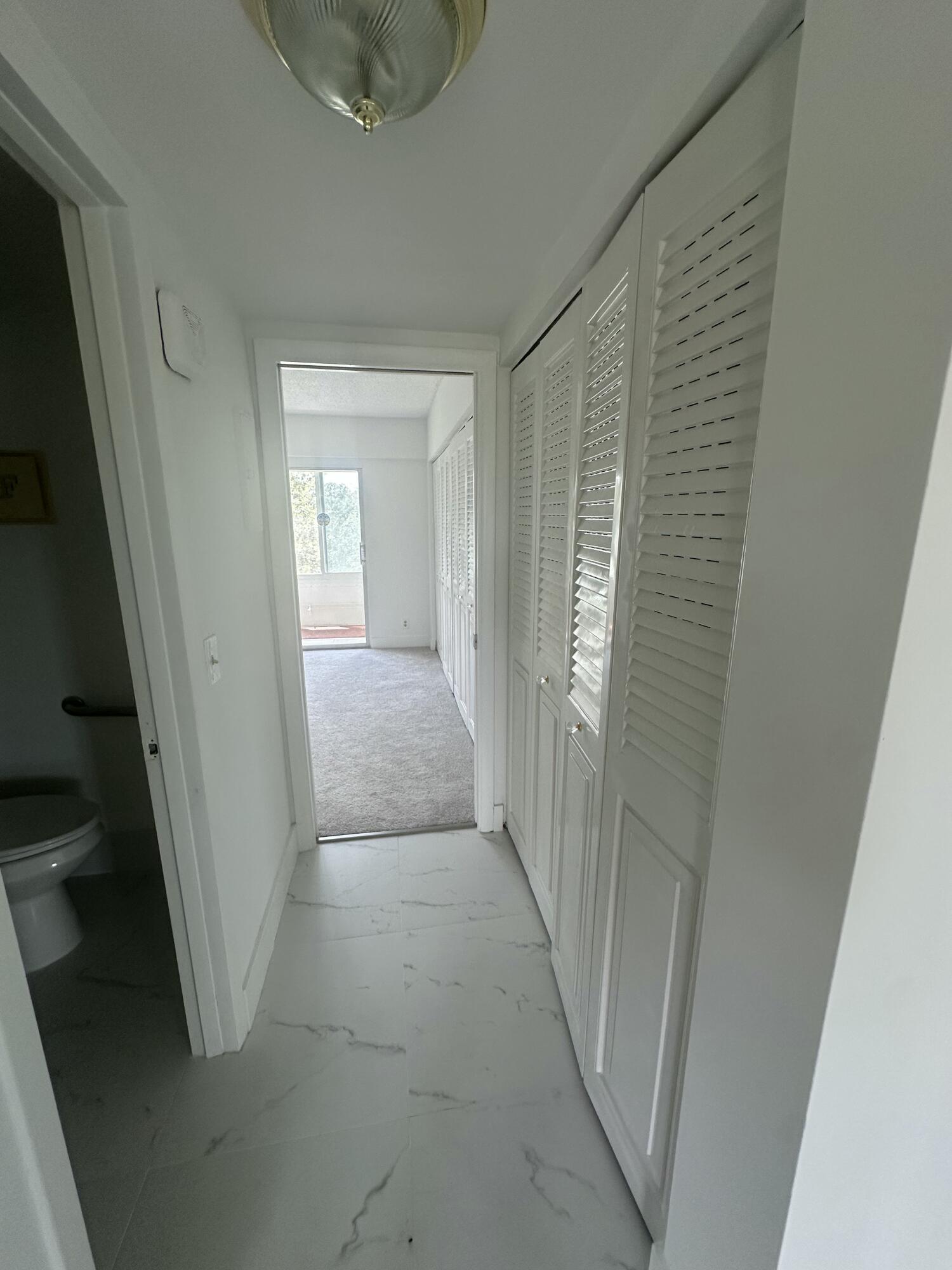 205 Mansfield Way E Property Photo 10