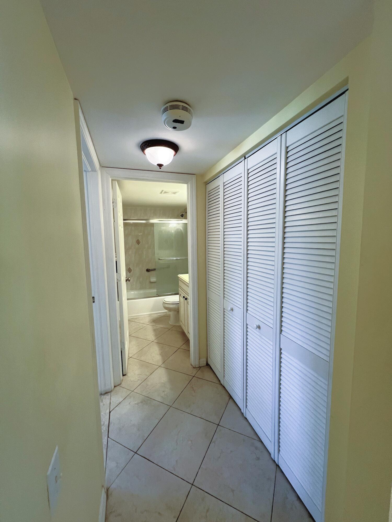 1105 Bahama Bend A2 Property Photo 14