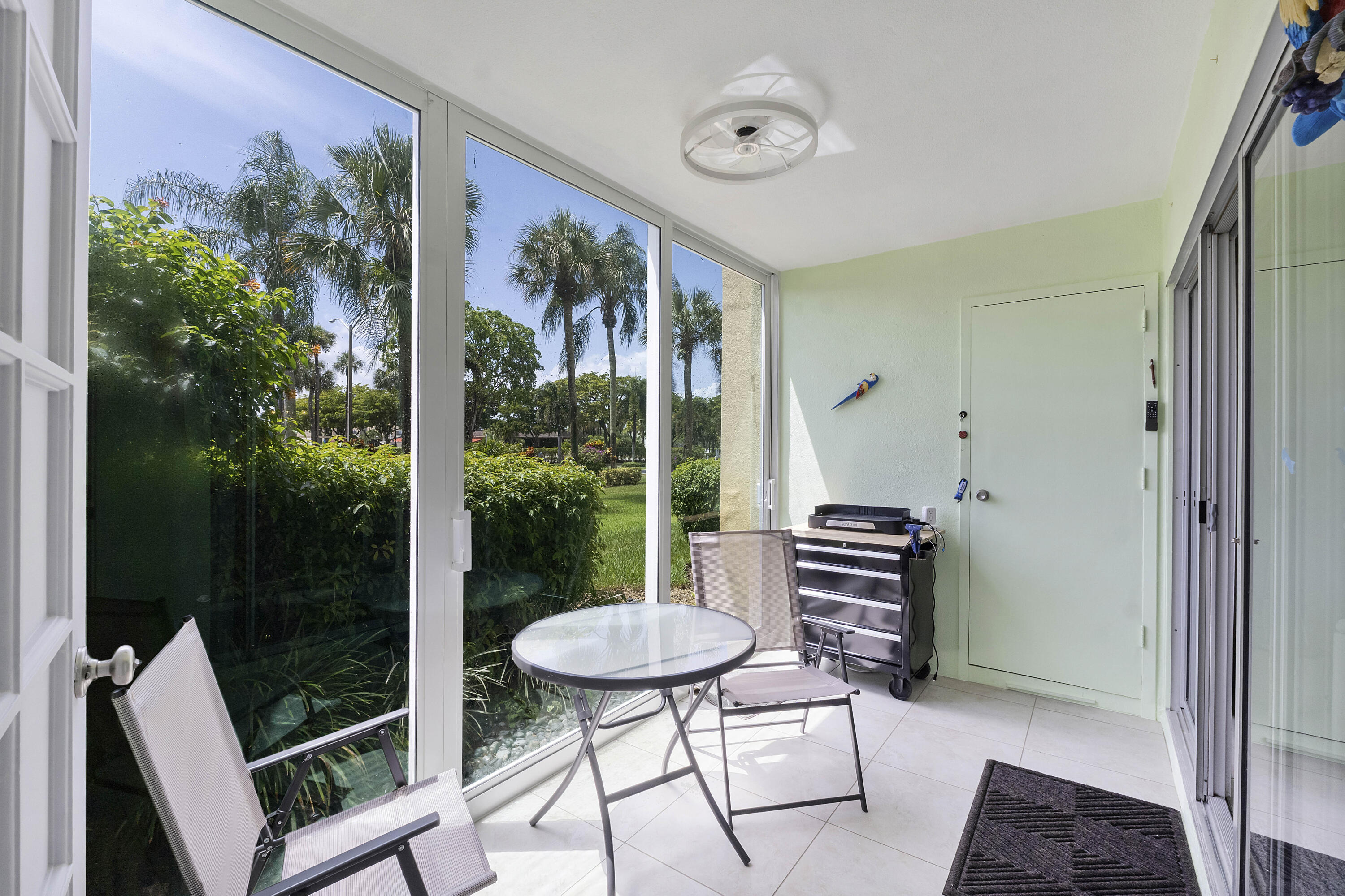 3590 Via Poinciana 107 Property Photo 5
