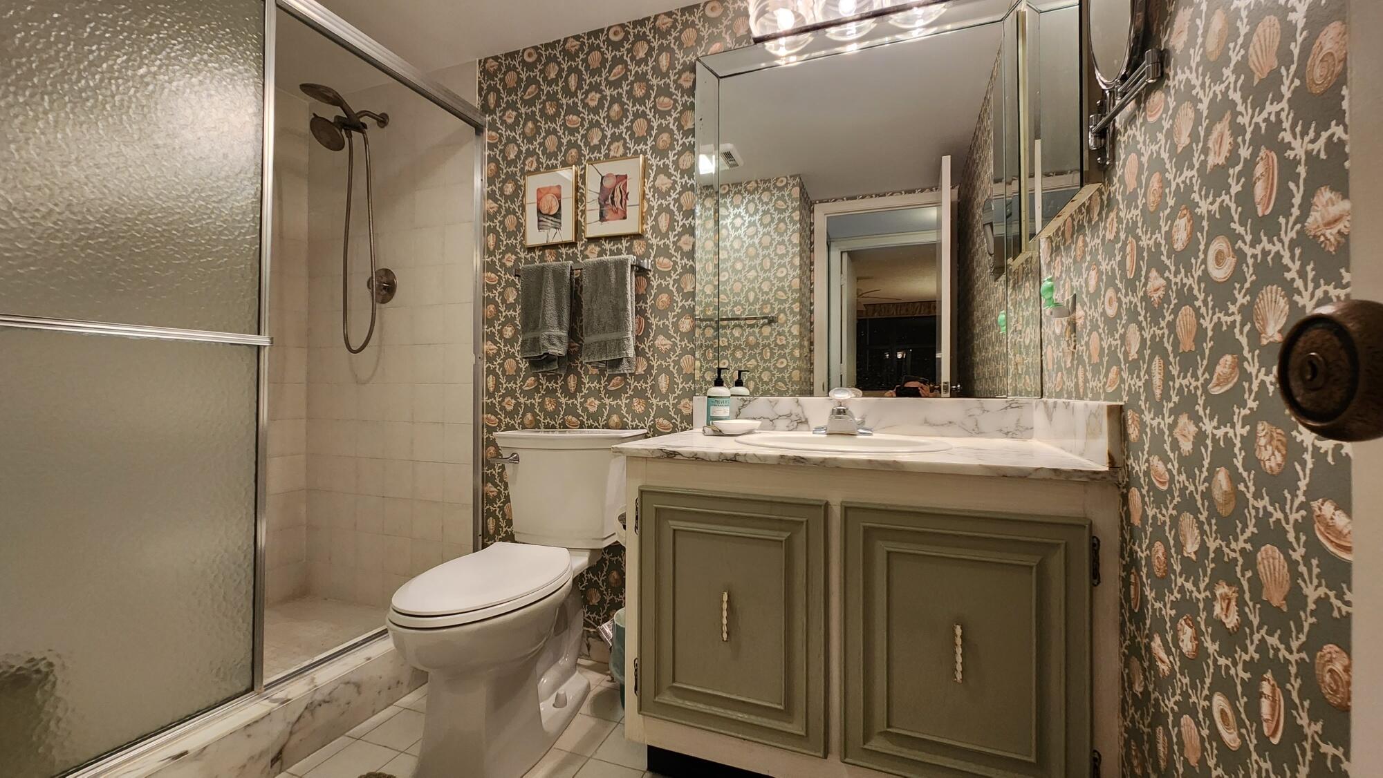 3400 N Ocean Drive 1703 Property Photo 23