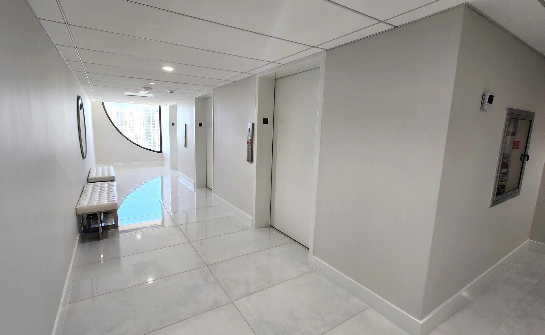 3400 N Ocean Drive 1703 Property Photo 29