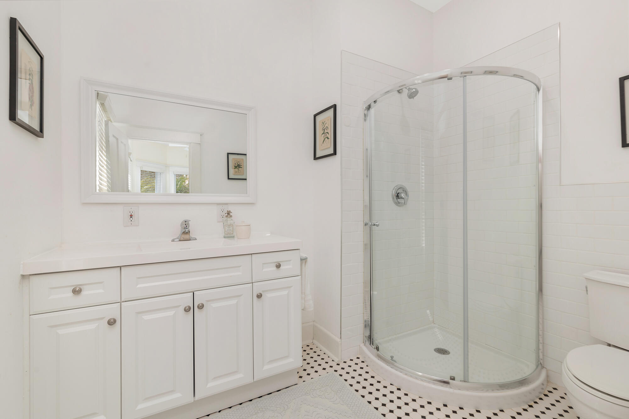 1211 Florida Avenue Property Photo 8