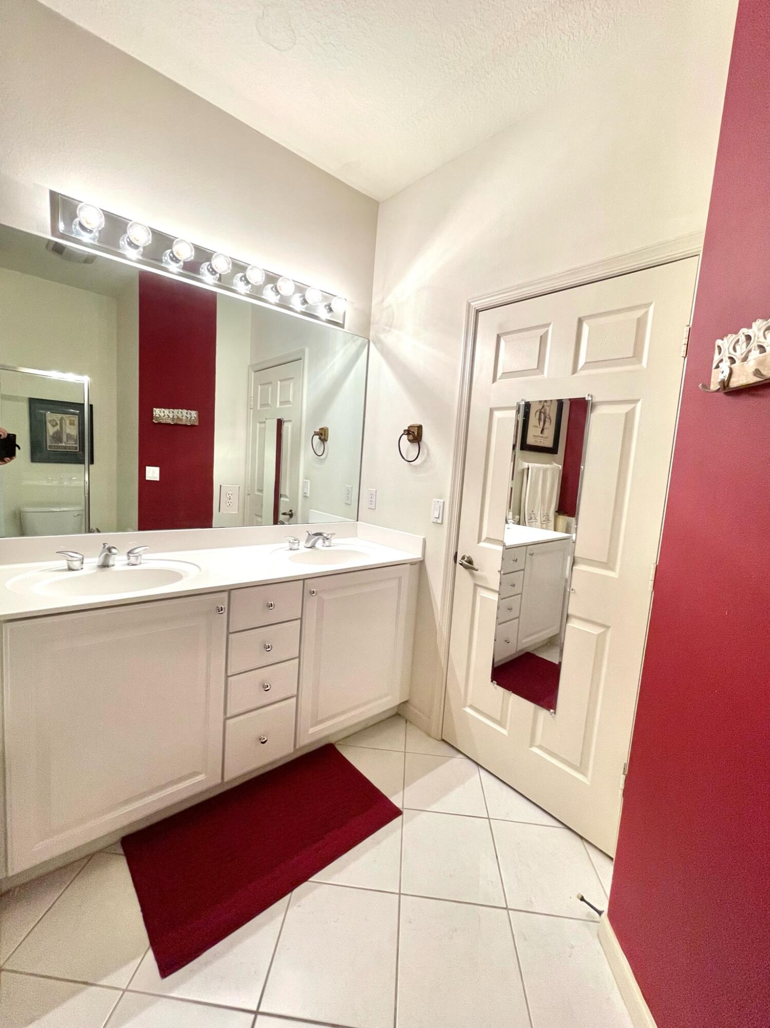 8110 Carnoustie Place Property Photo 25