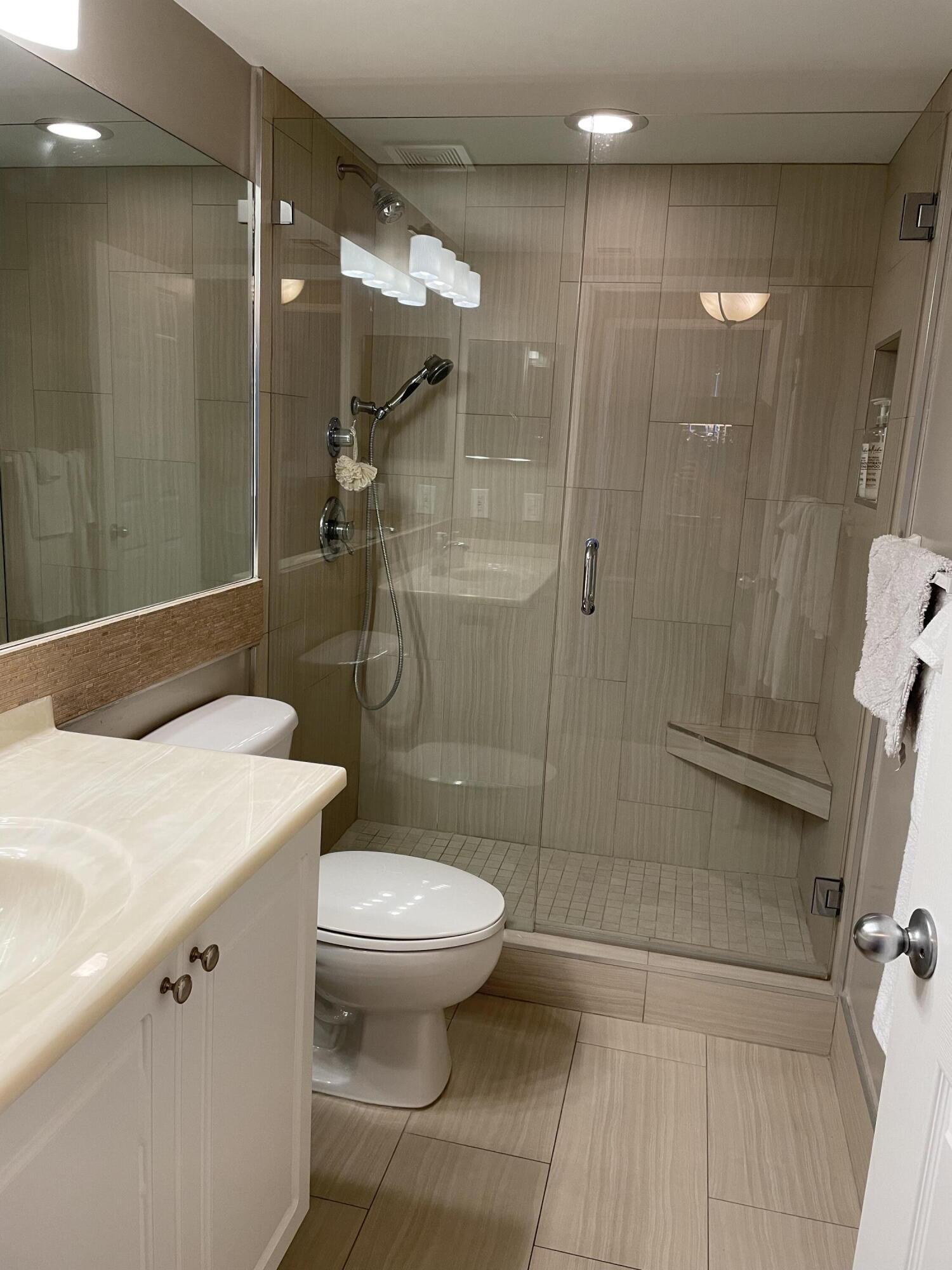 651 Okeechobee Boulevard 705 Property Photo 19