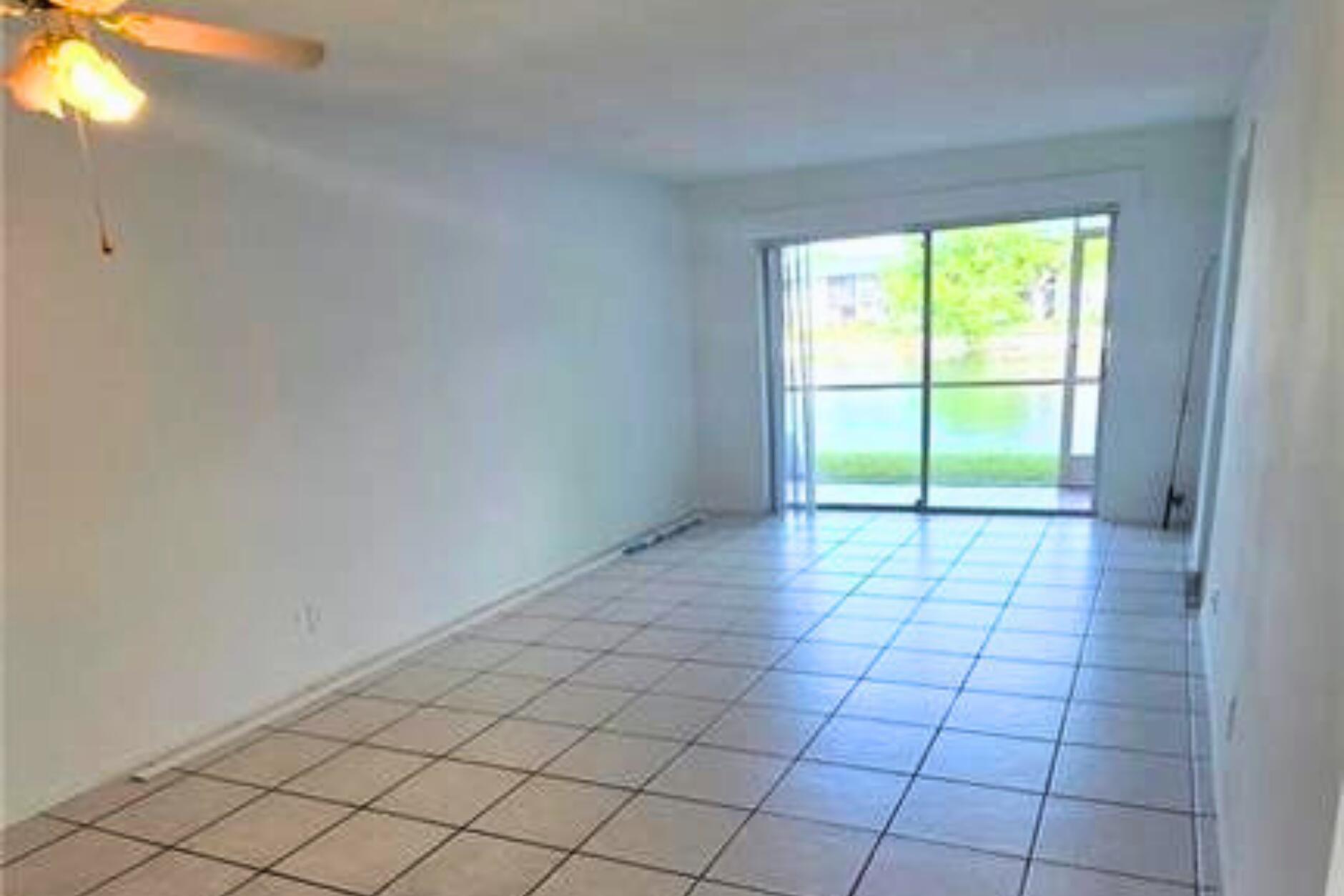 7801 Colony Circle S 106 Property Photo 4