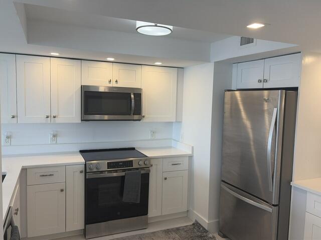 3000 E Sunrise Boulevard 17f Property Photo 6
