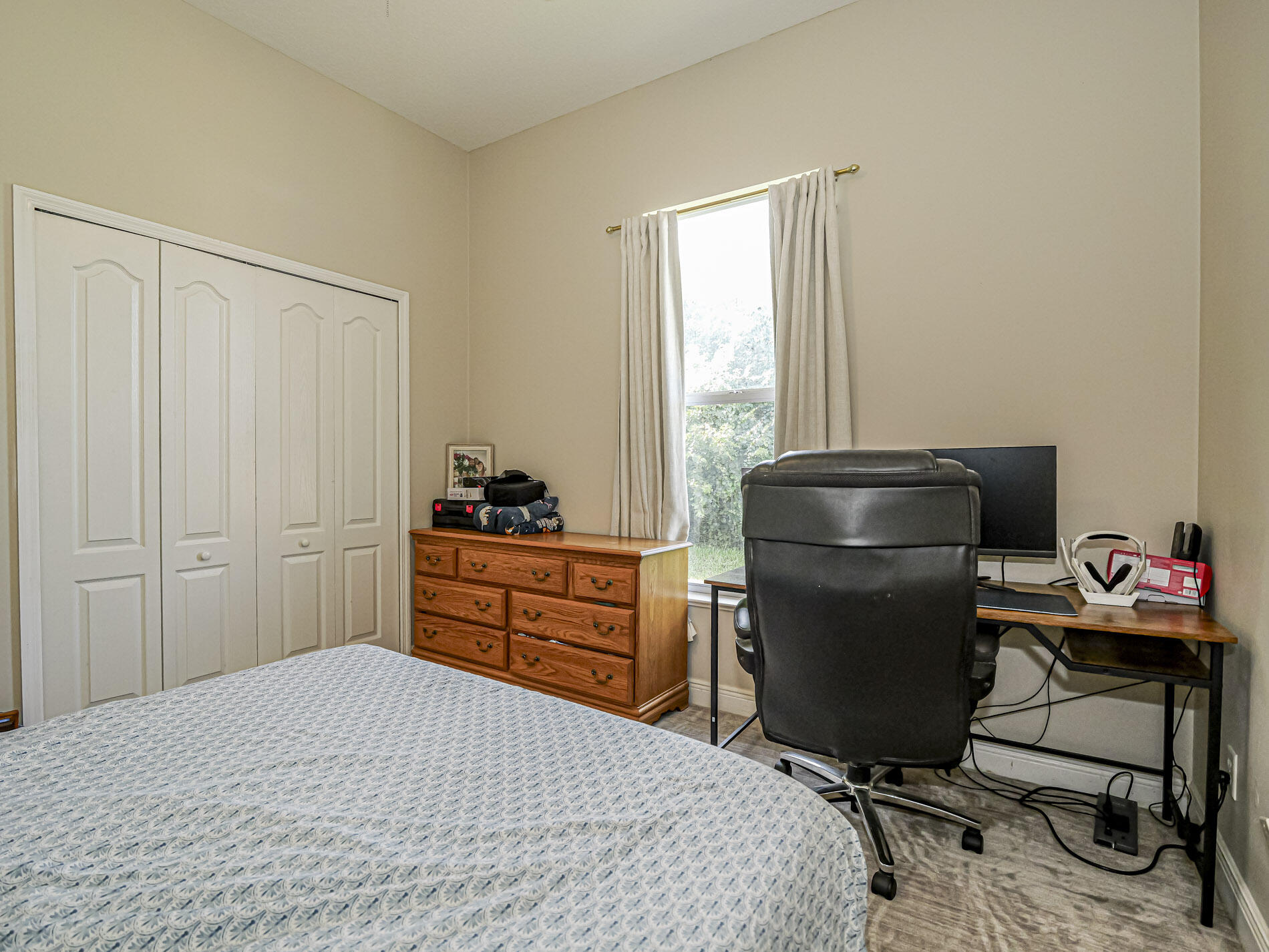 6640 49th Court Property Photo 25