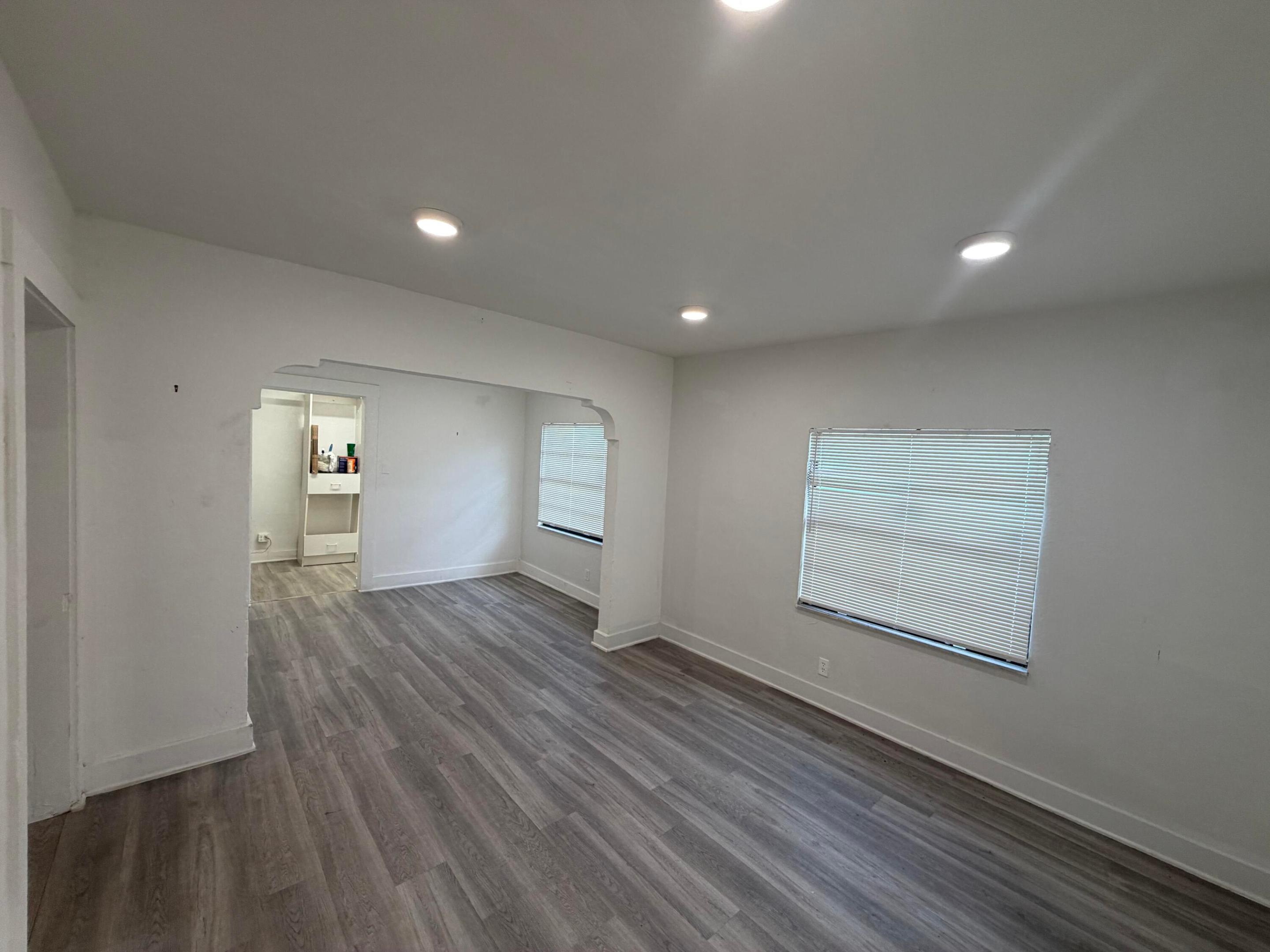 1224 Sw 1st Avenue Property Photo 22