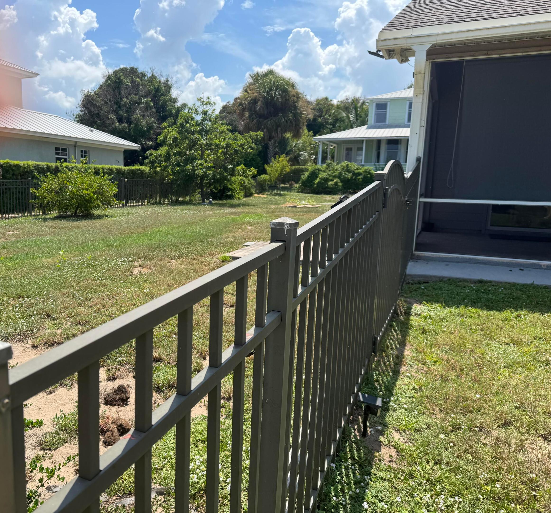 13605 S Indian River Drive Property Photo 5