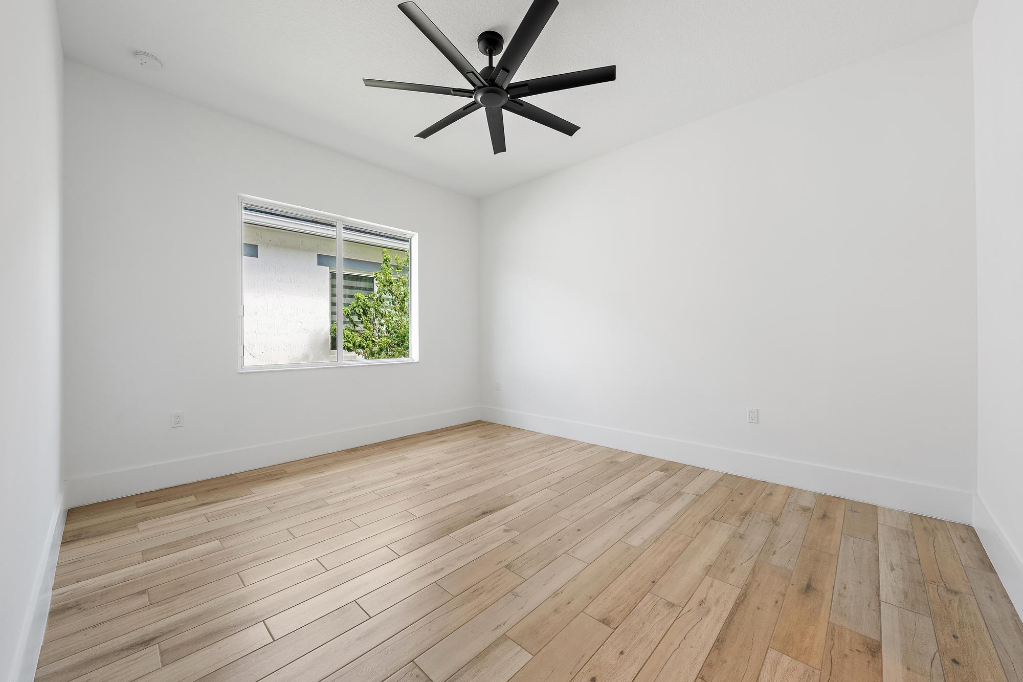 12176 Waterstone Circle Property Photo 23