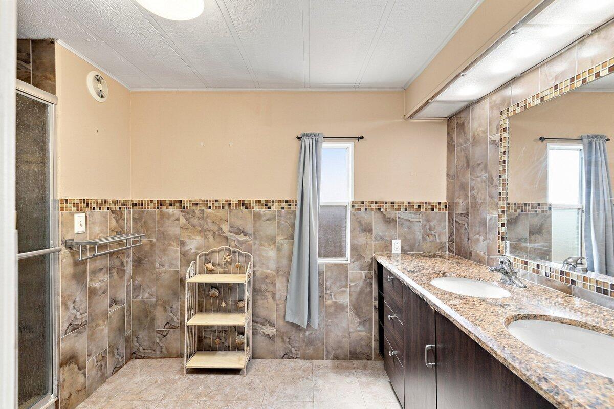21671 S Heritage Circle Property Photo 23