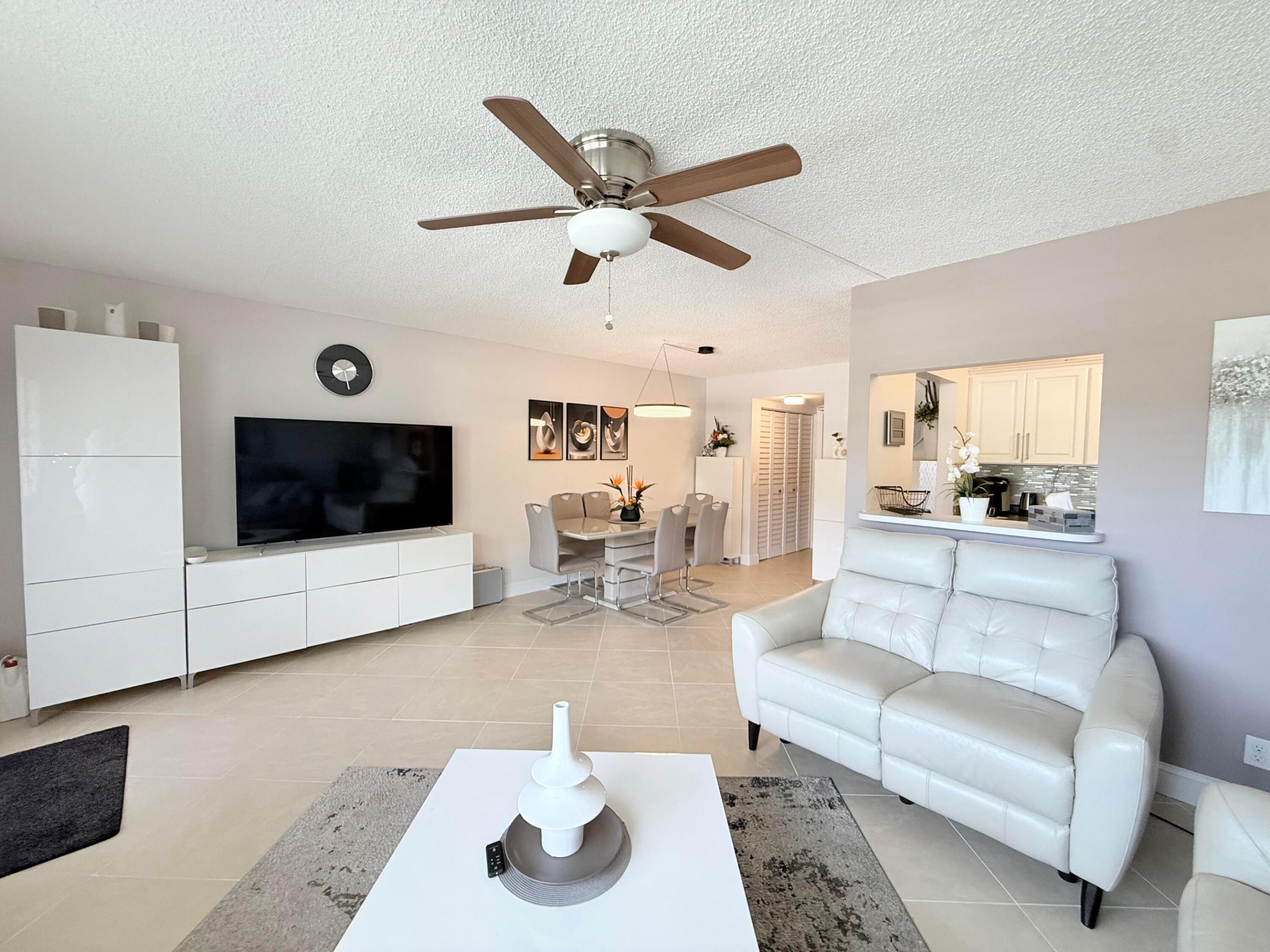 172 Tilford I Property Photo 4