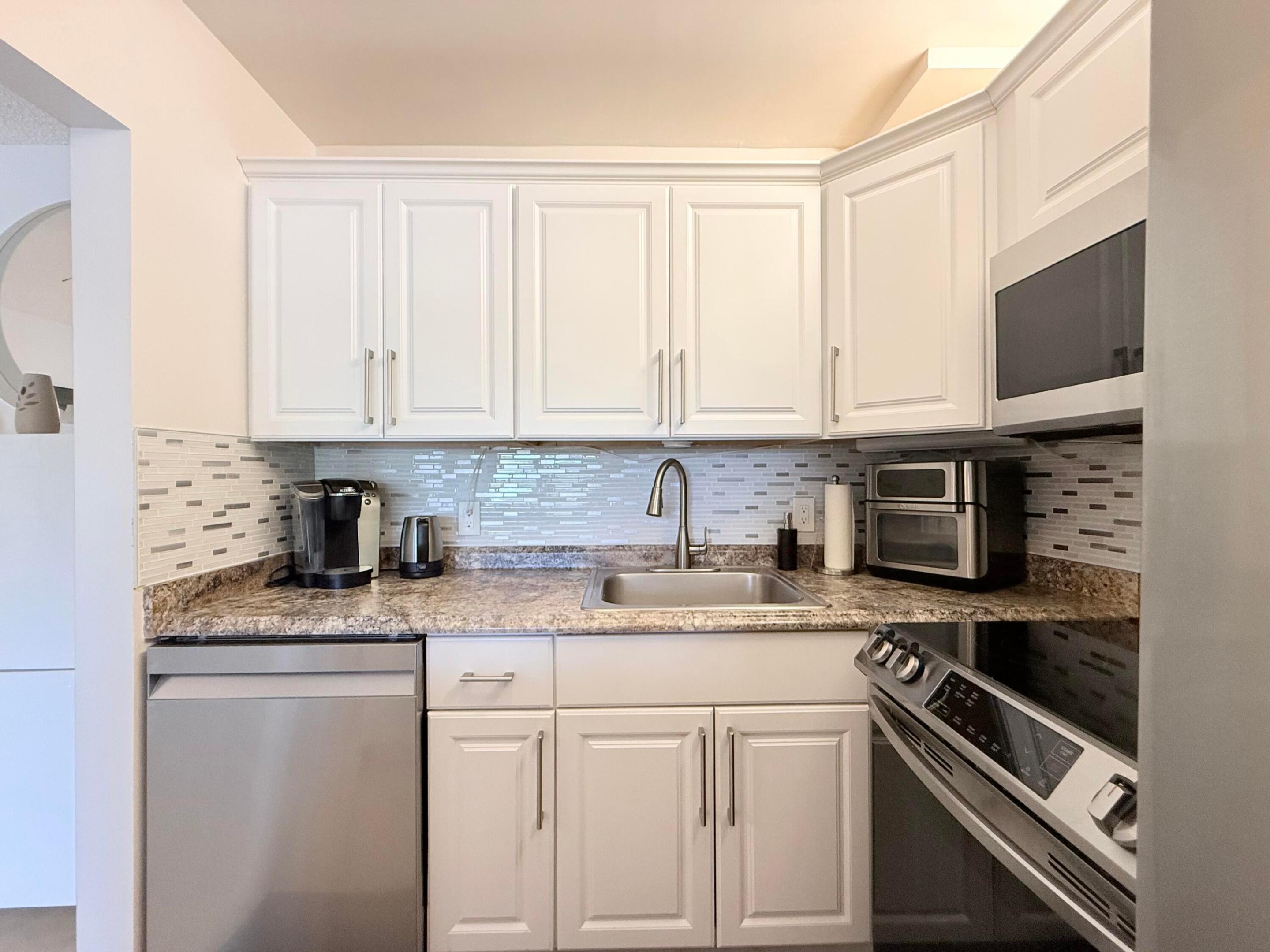 172 Tilford I Property Photo 16