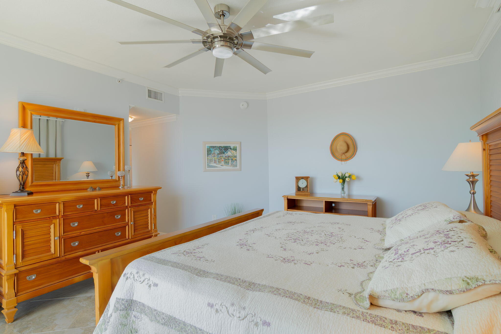 806 E Windward Way 524 Property Photo 14