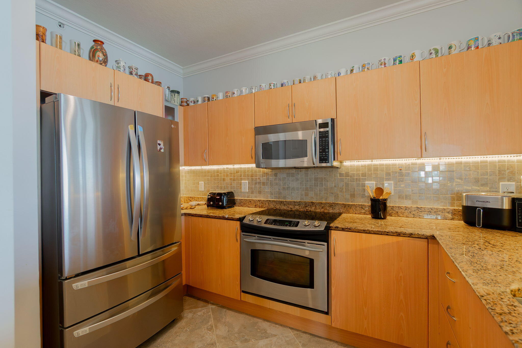 806 E Windward Way 524 Property Photo 27