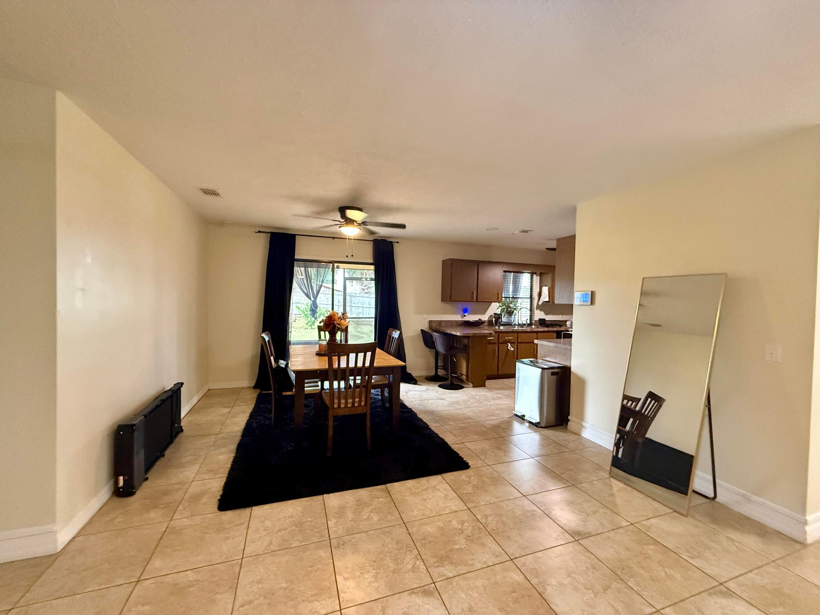 603 Sw Todd Avenue Property Photo 6