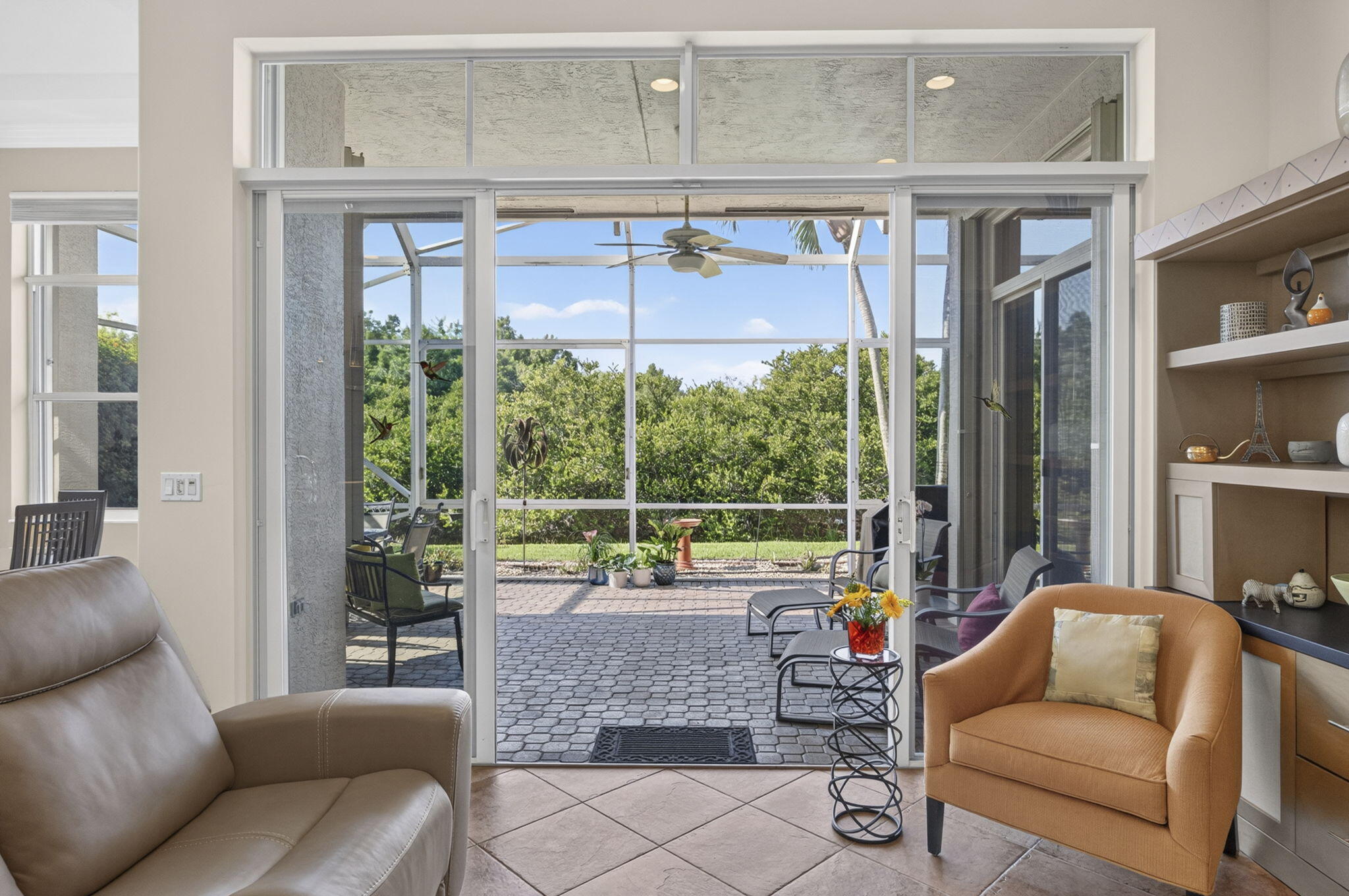 9902 Via Elegante Property Photo 13