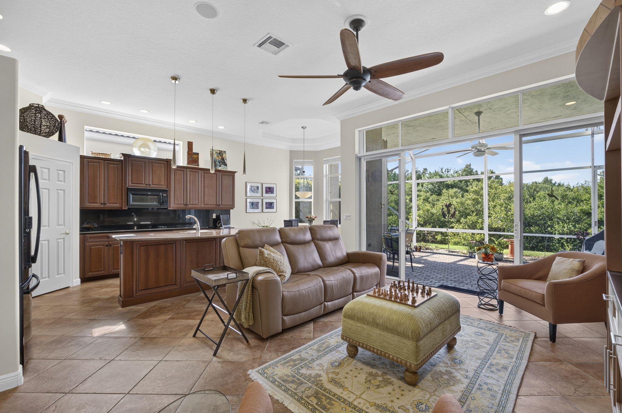 9902 Via Elegante Property Photo 15