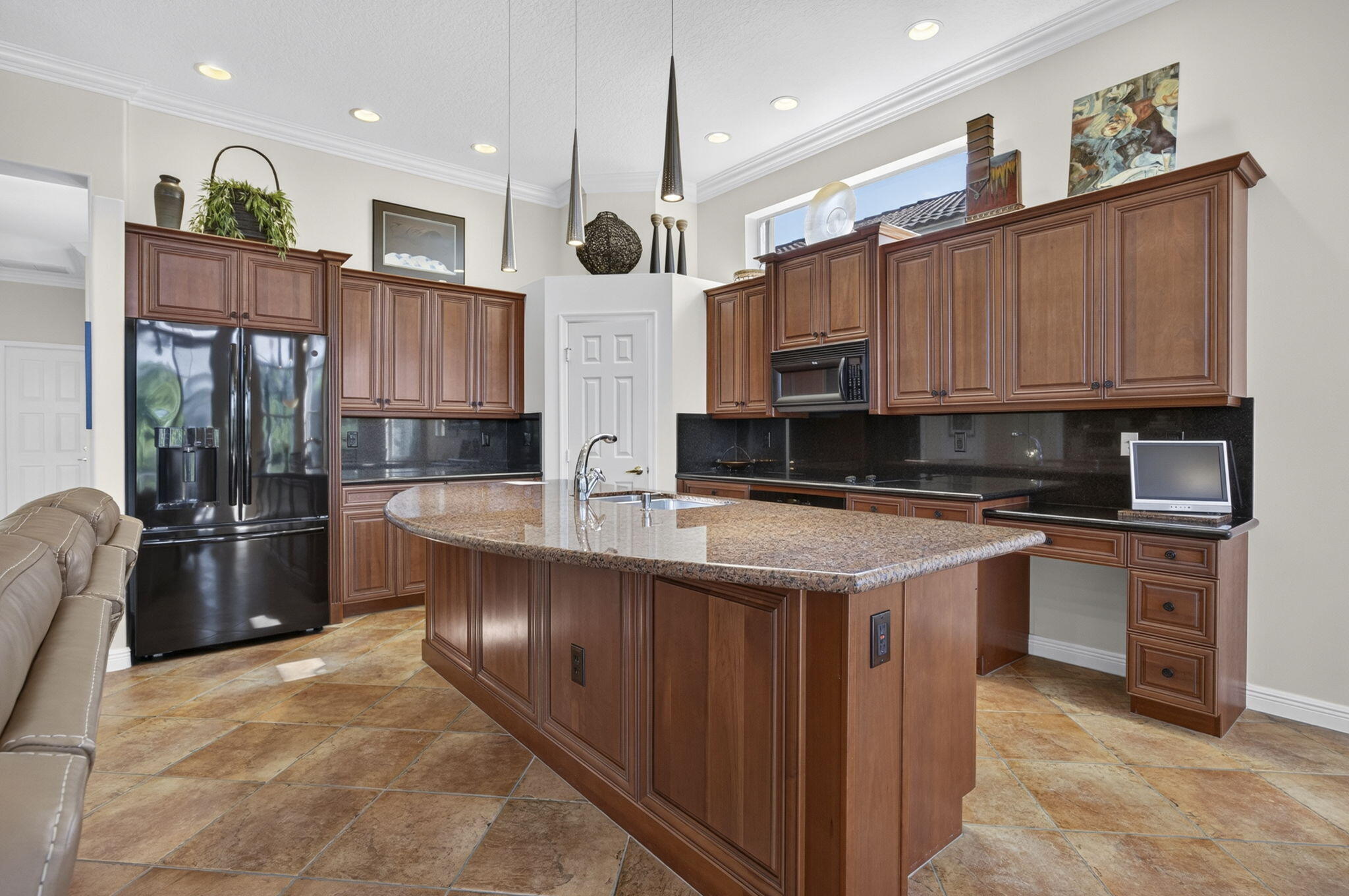 9902 Via Elegante Property Photo 17