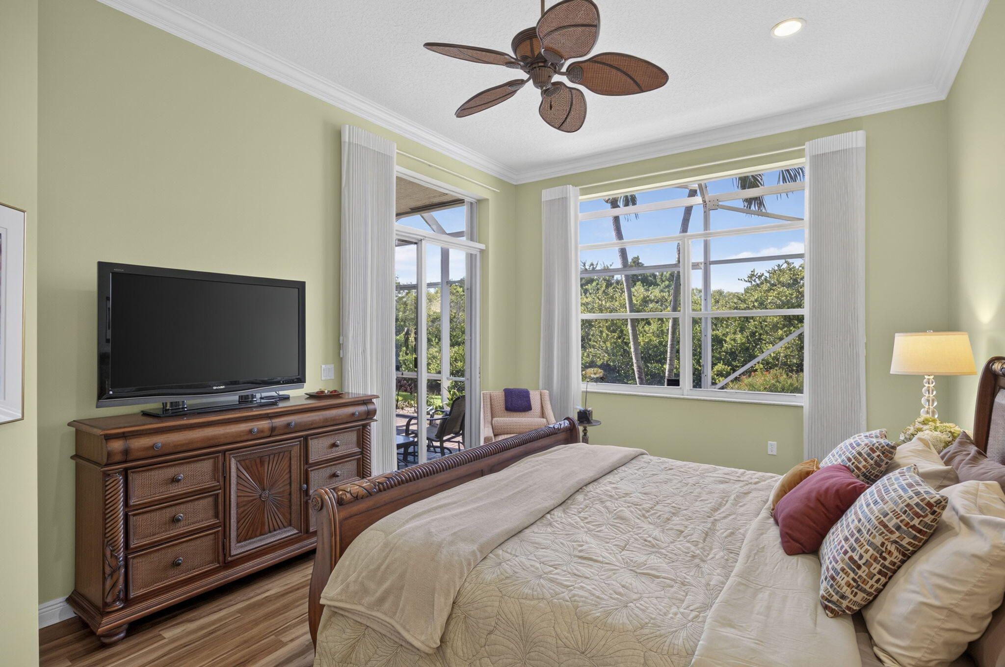 9902 Via Elegante Property Photo 25