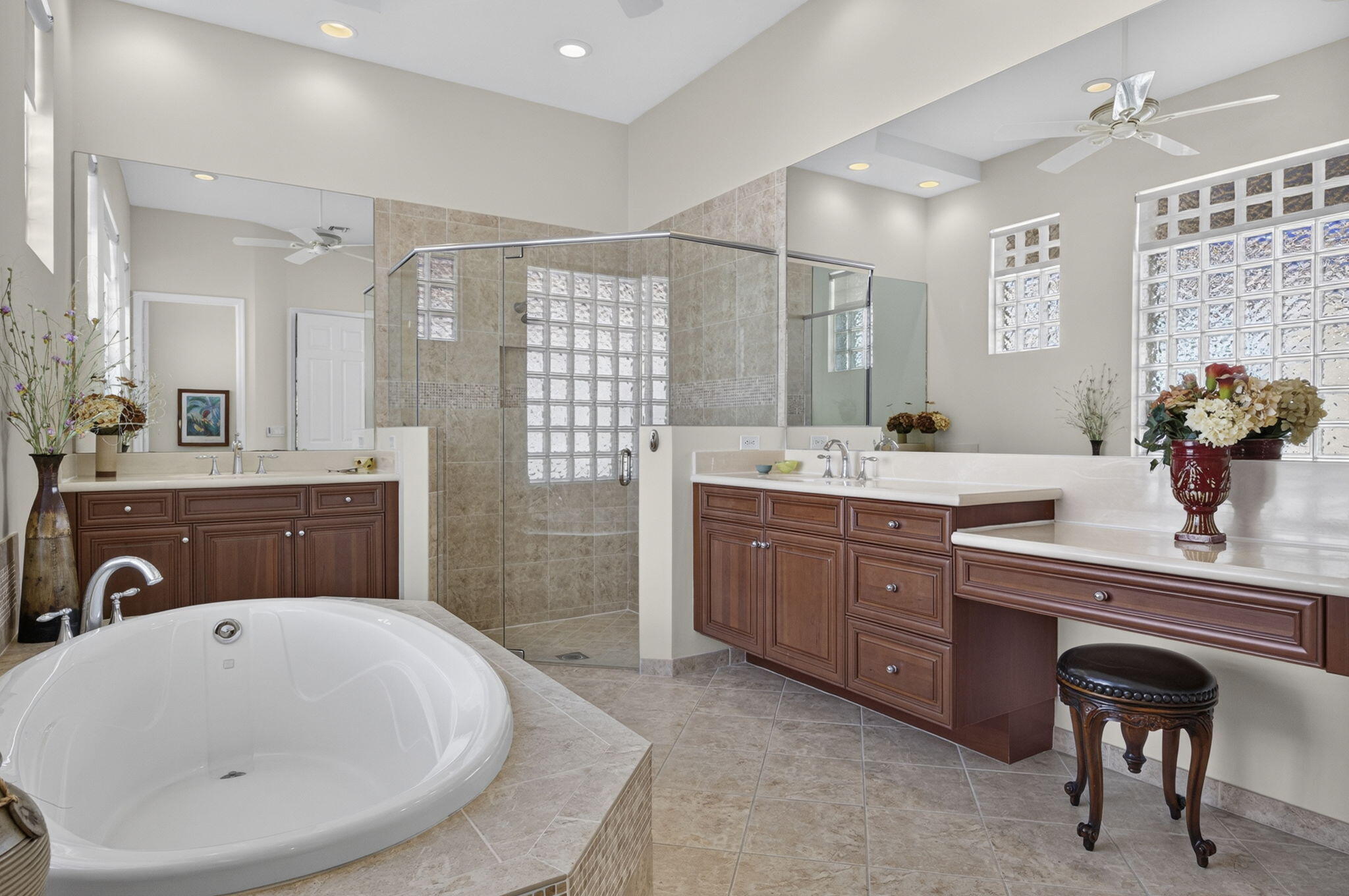9902 Via Elegante Property Photo 26