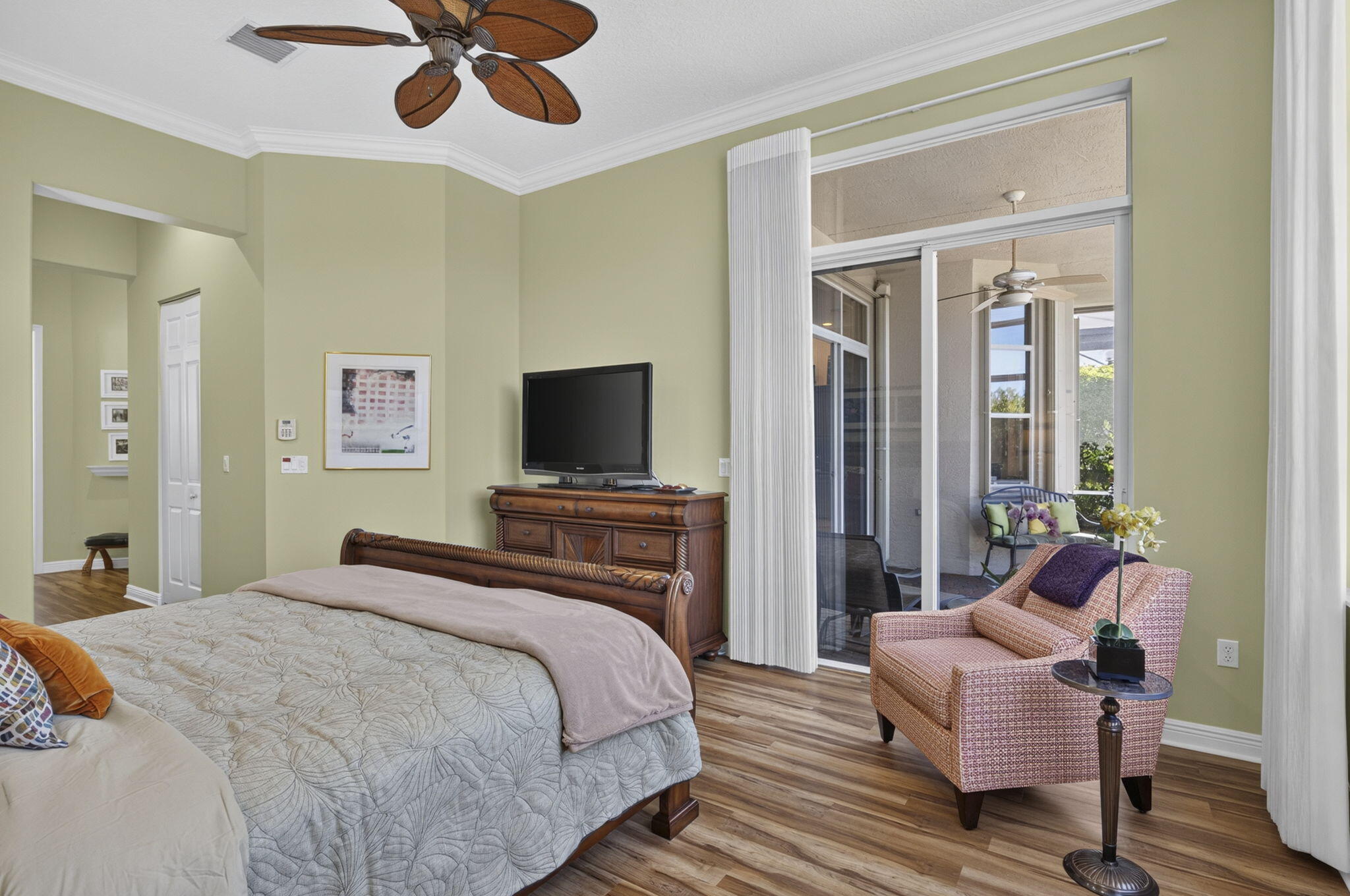 9902 Via Elegante Property Photo 31
