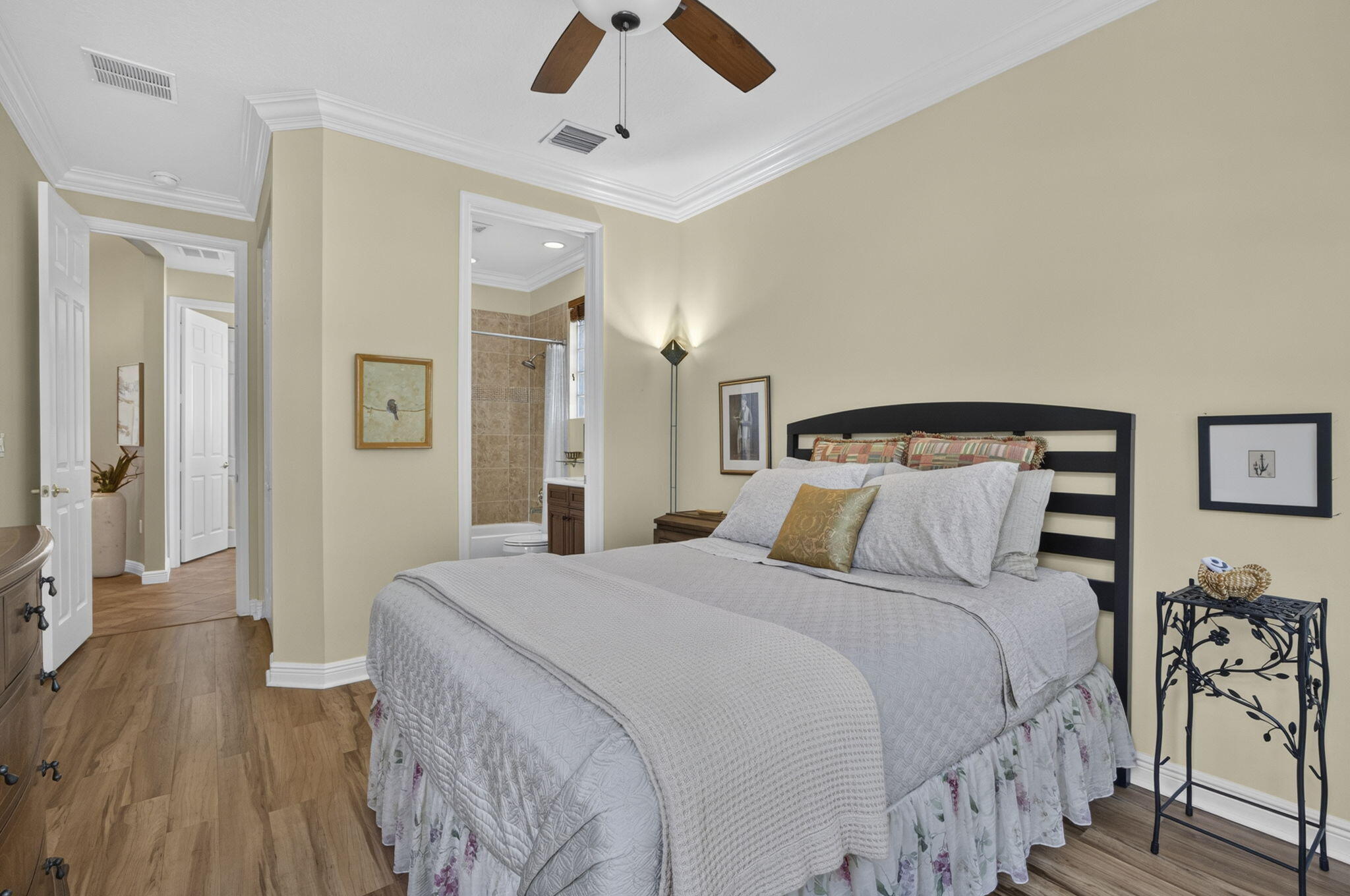 9902 Via Elegante Property Photo 37