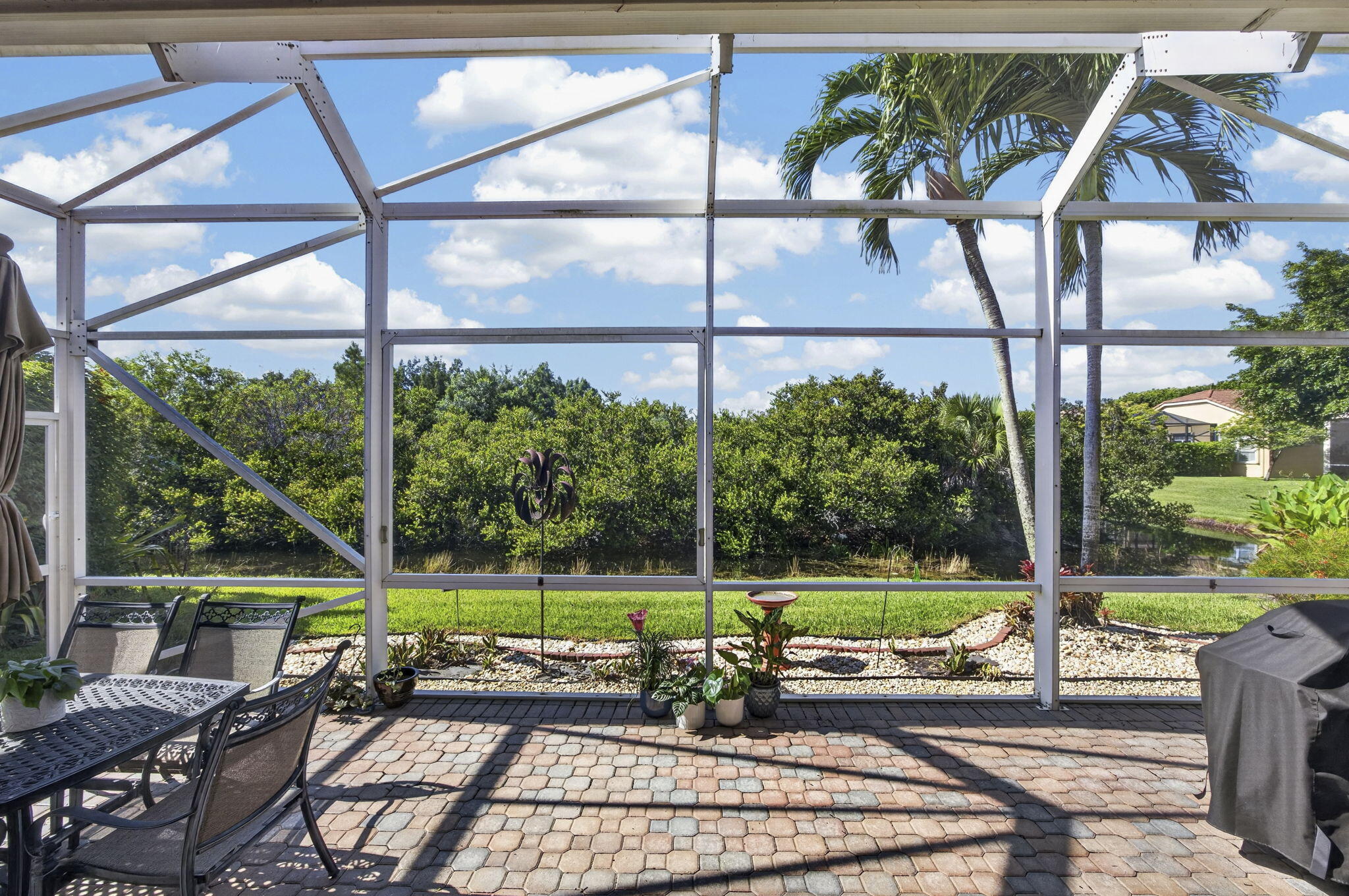 9902 Via Elegante Property Photo 40